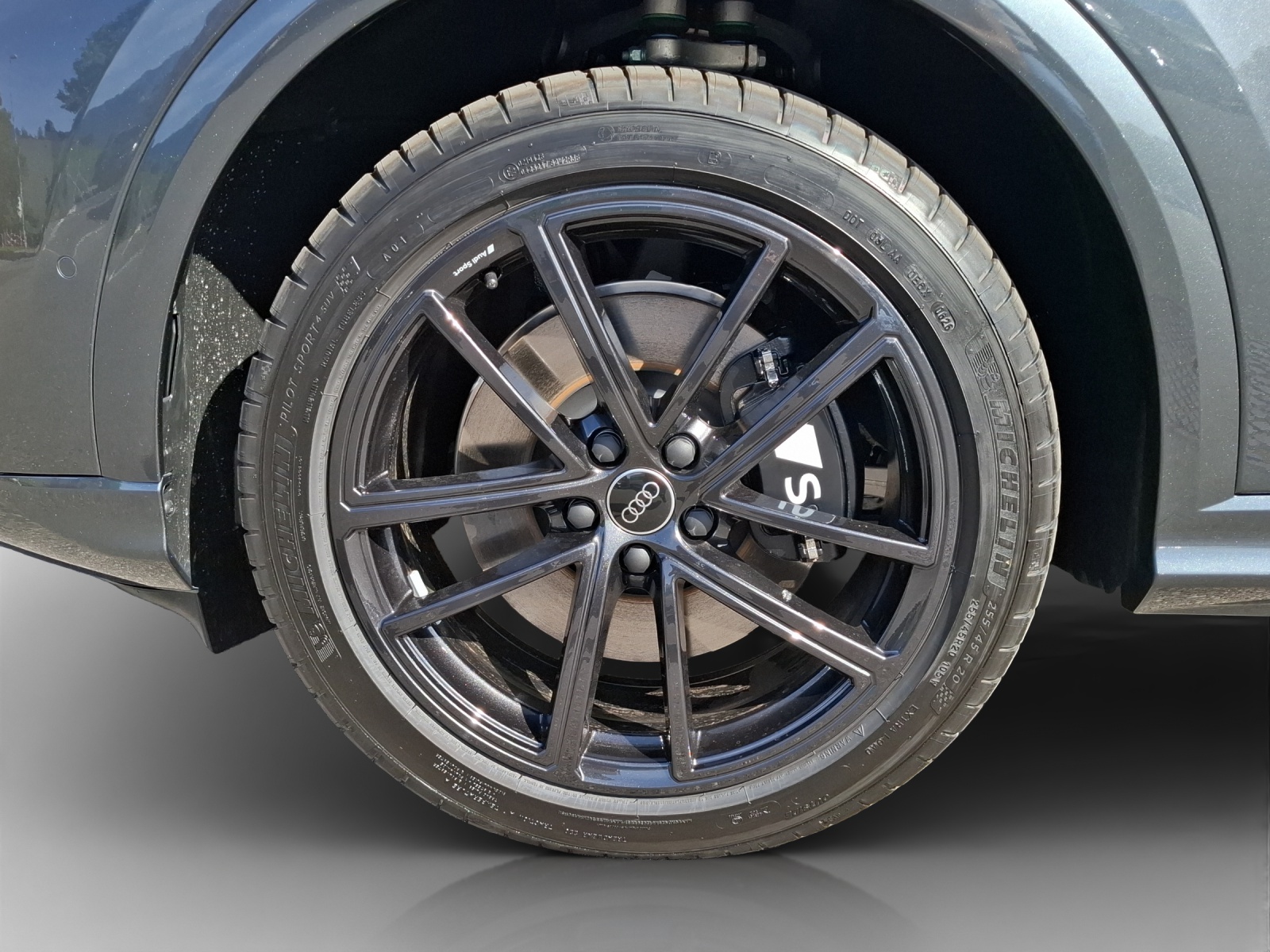 AUDI SQ5 TFSI quattro S-tronic-image-13