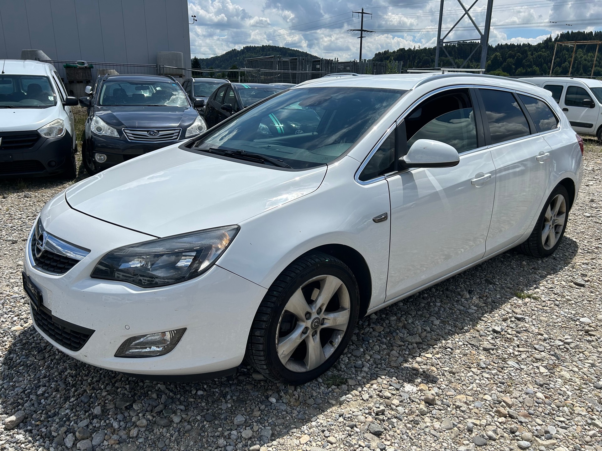 OPEL Astra SportsTourer 1.6i 16V Turbo Sport-image-1