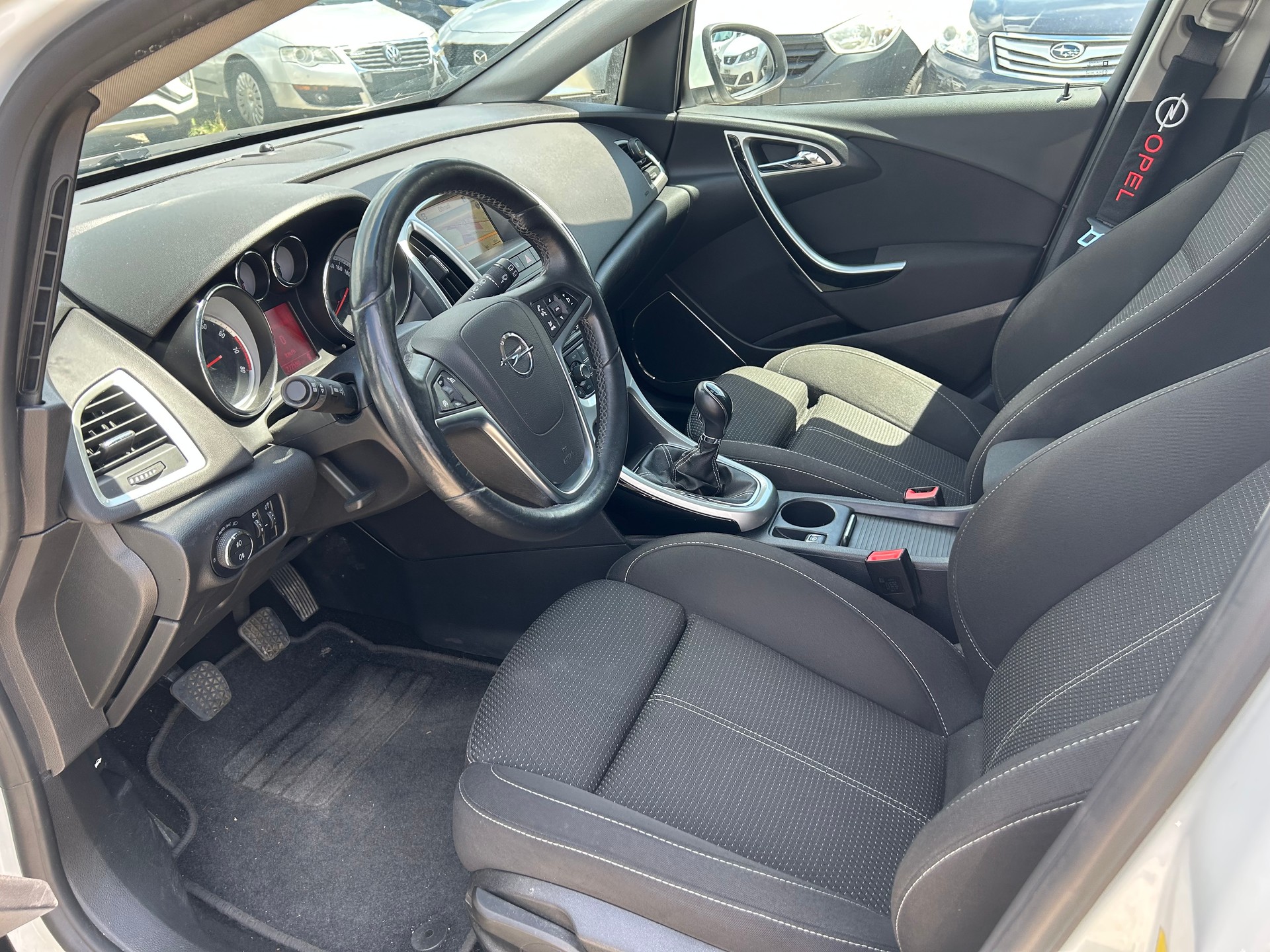OPEL Astra SportsTourer 1.6i 16V Turbo Sport-image-8