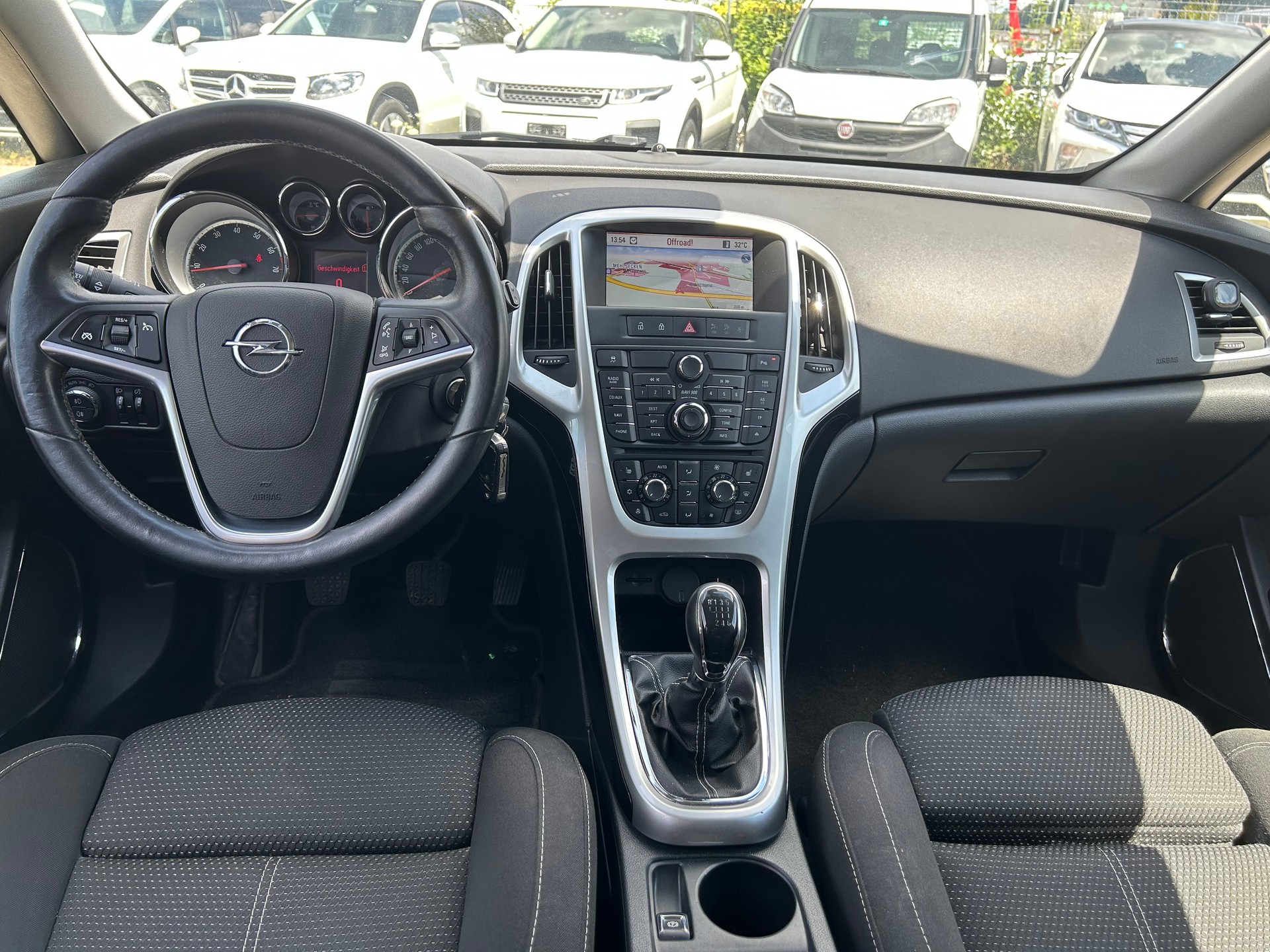 OPEL Astra SportsTourer 1.6i 16V Turbo Sport-image-6