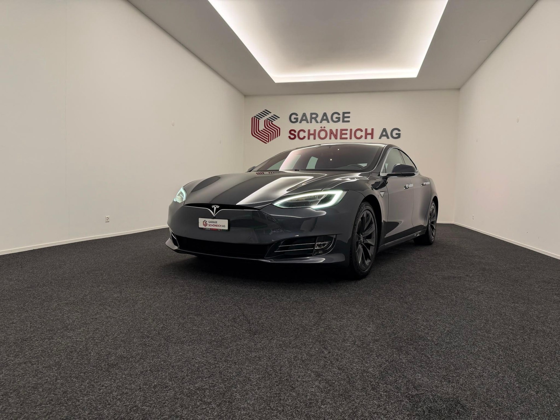 TESLA Model S 75 D-image-0