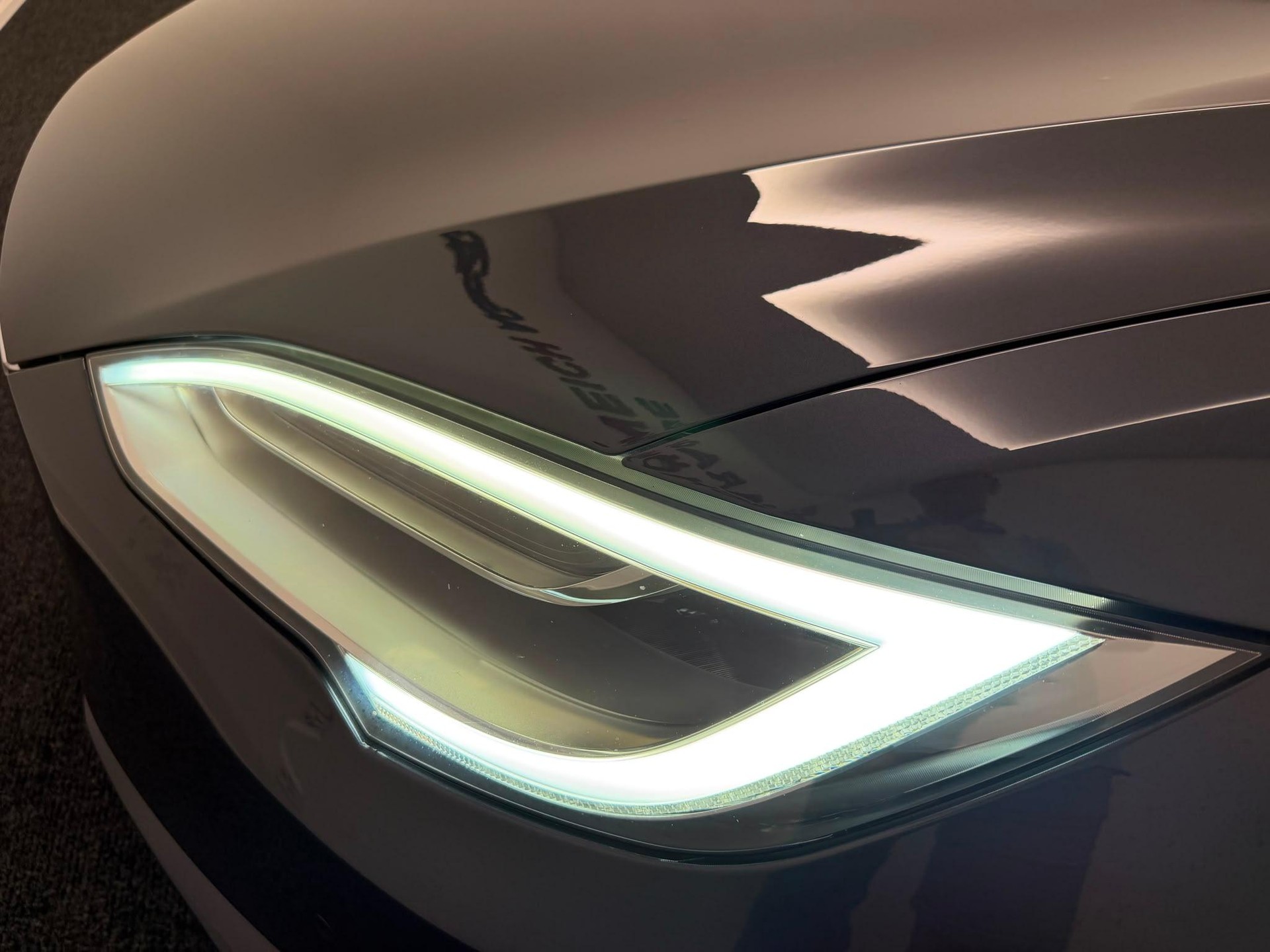 TESLA Model S 75 D-image-7