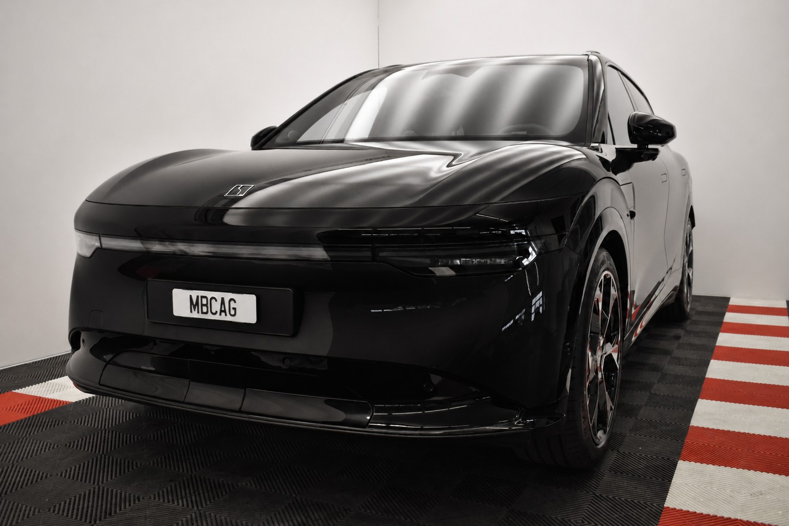 ZEEKR 7X 100kWh Privilege AWD "Onyx Black"-image-3
