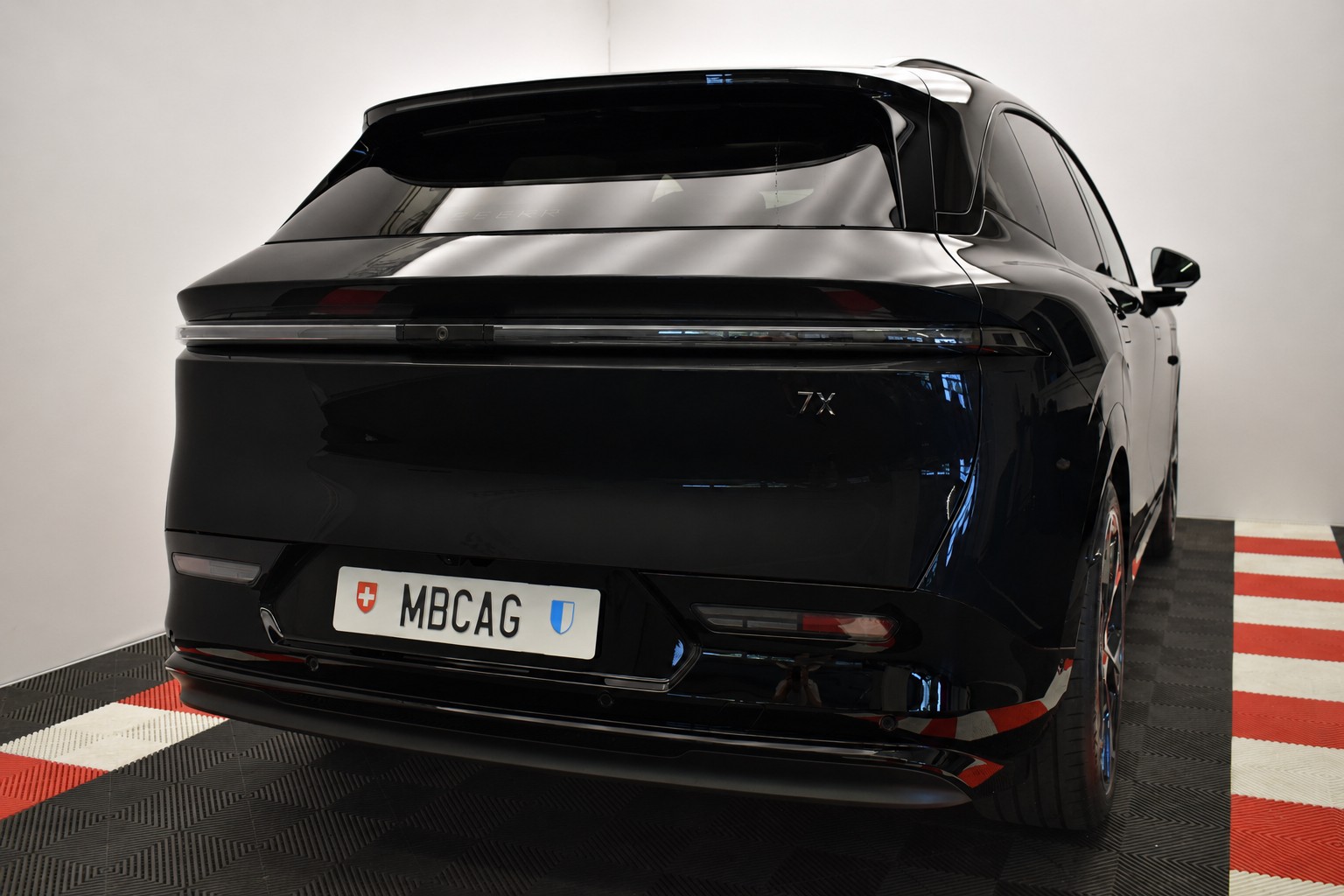 ZEEKR 7X 100kWh Privilege AWD "Onyx Black"-image-11