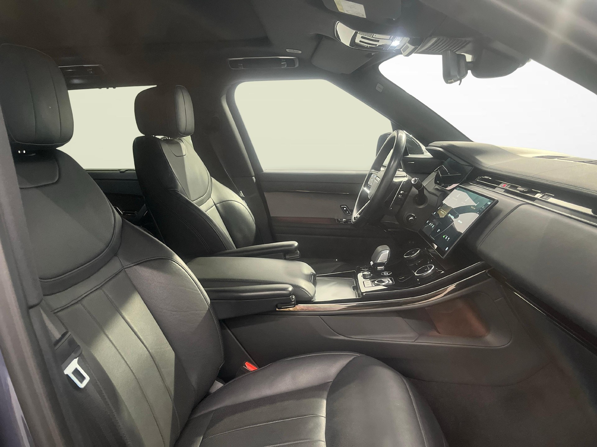 LAND ROVER Range Rover Sport 3.0 TD6 300 SE Dynamic-image-9