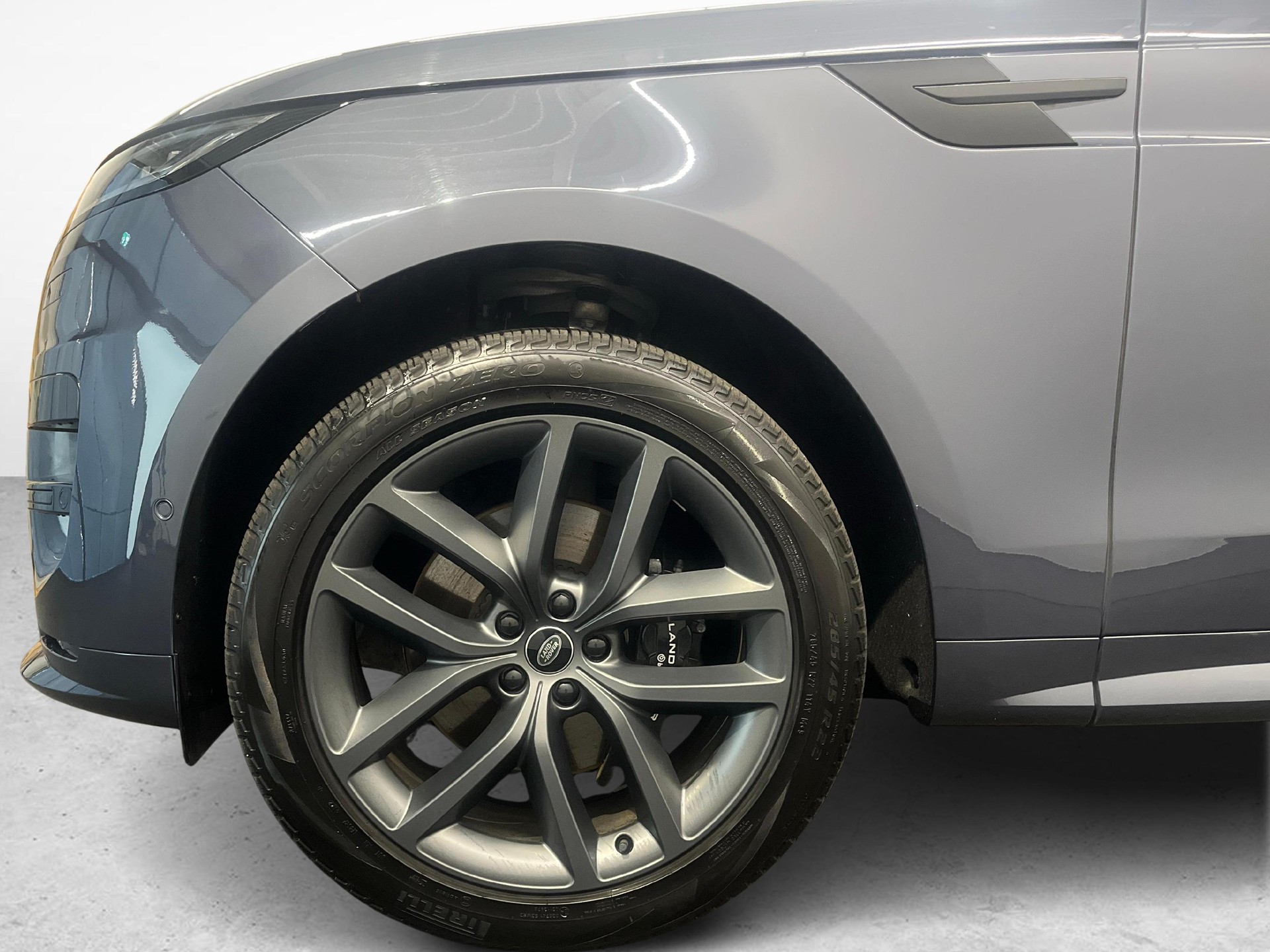 LAND ROVER Range Rover Sport 3.0 TD6 300 SE Dynamic-image-13