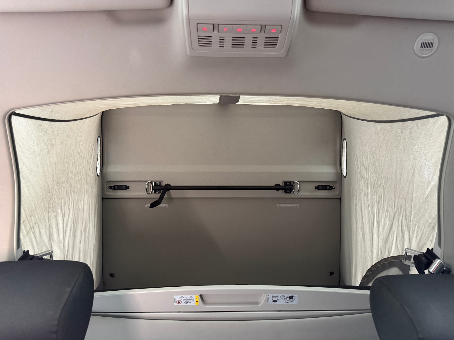 VW T6 California 2.0 TDI Beach Liberty DSG-image-12
