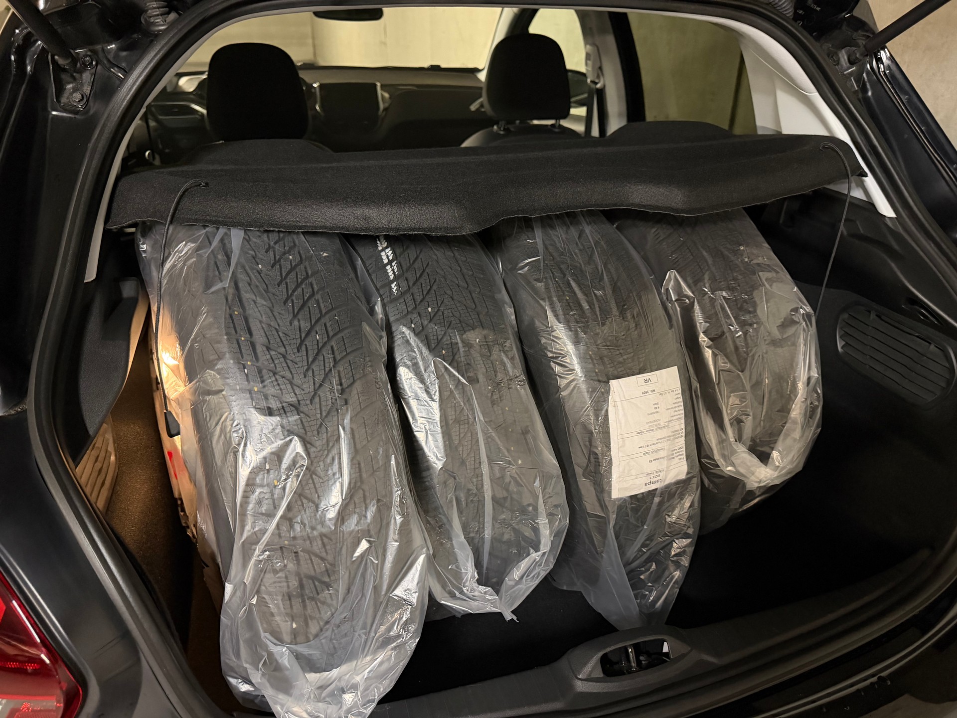 PEUGEOT 208 1.2 PureTech GT Line Panorama Leder Kamera DAB-image-31