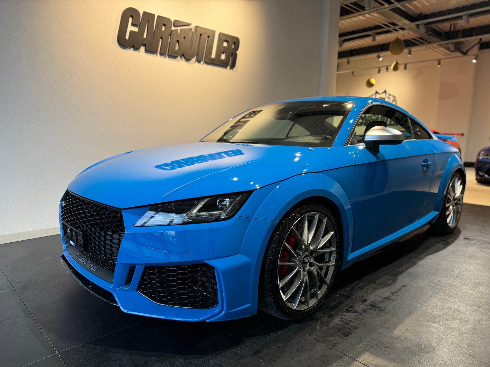 AUDI TT Coupé TTRS quattro S-tronic TURBO BLAU-image-3