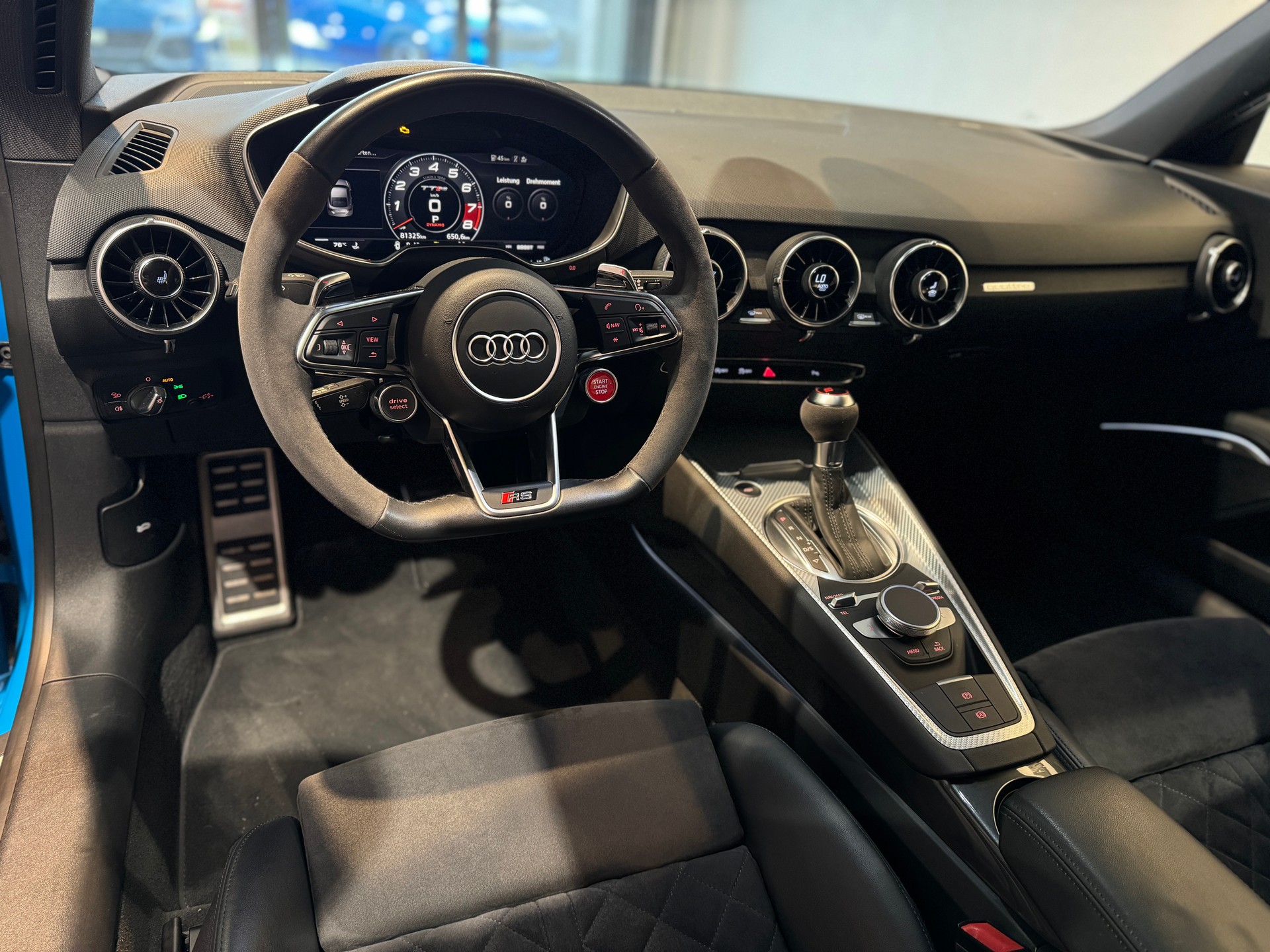 AUDI TT Coupé TTRS quattro S-tronic TURBO BLAU-image-13