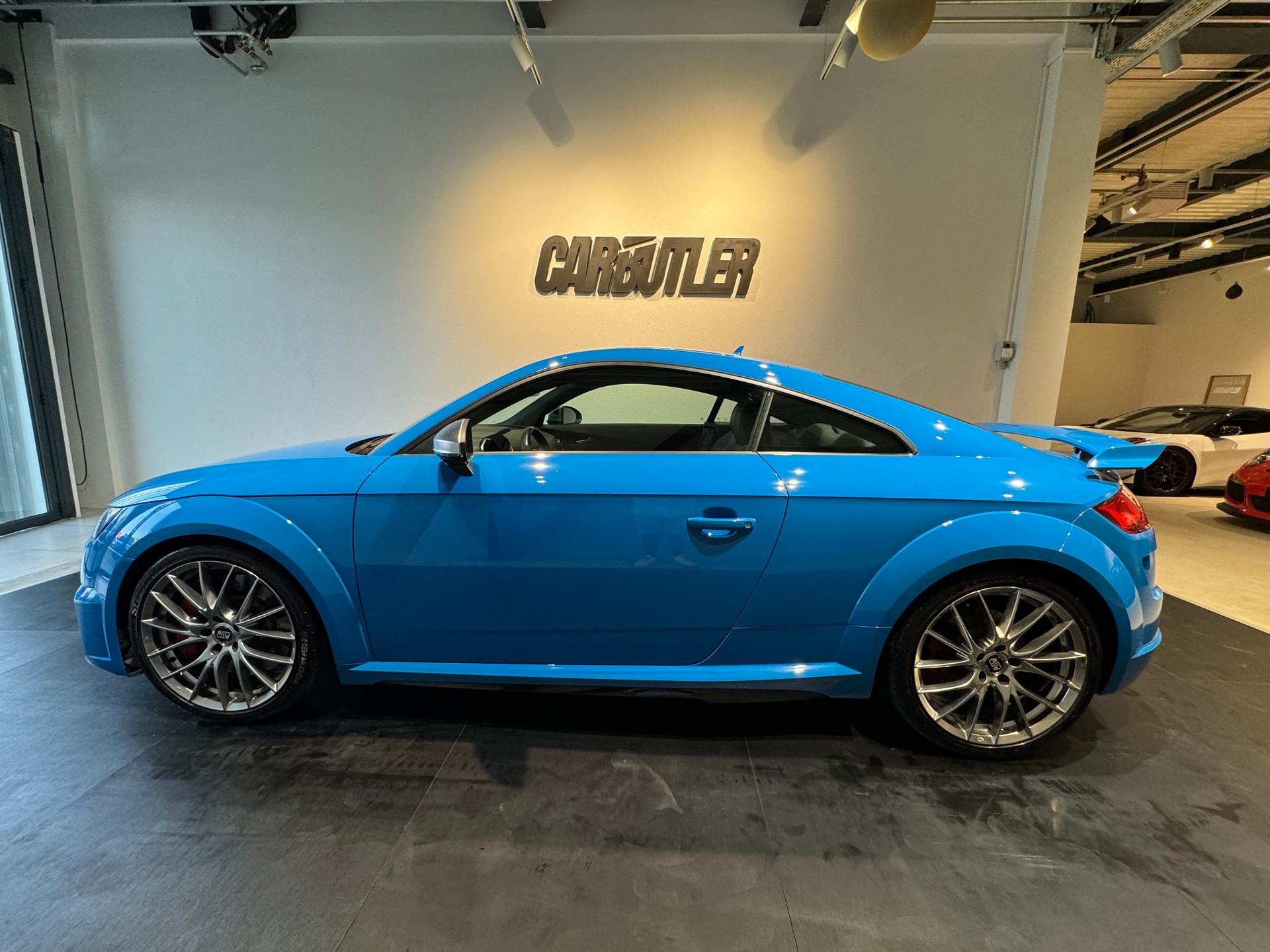 AUDI TT Coupé TTRS quattro S-tronic TURBO BLAU-image-7