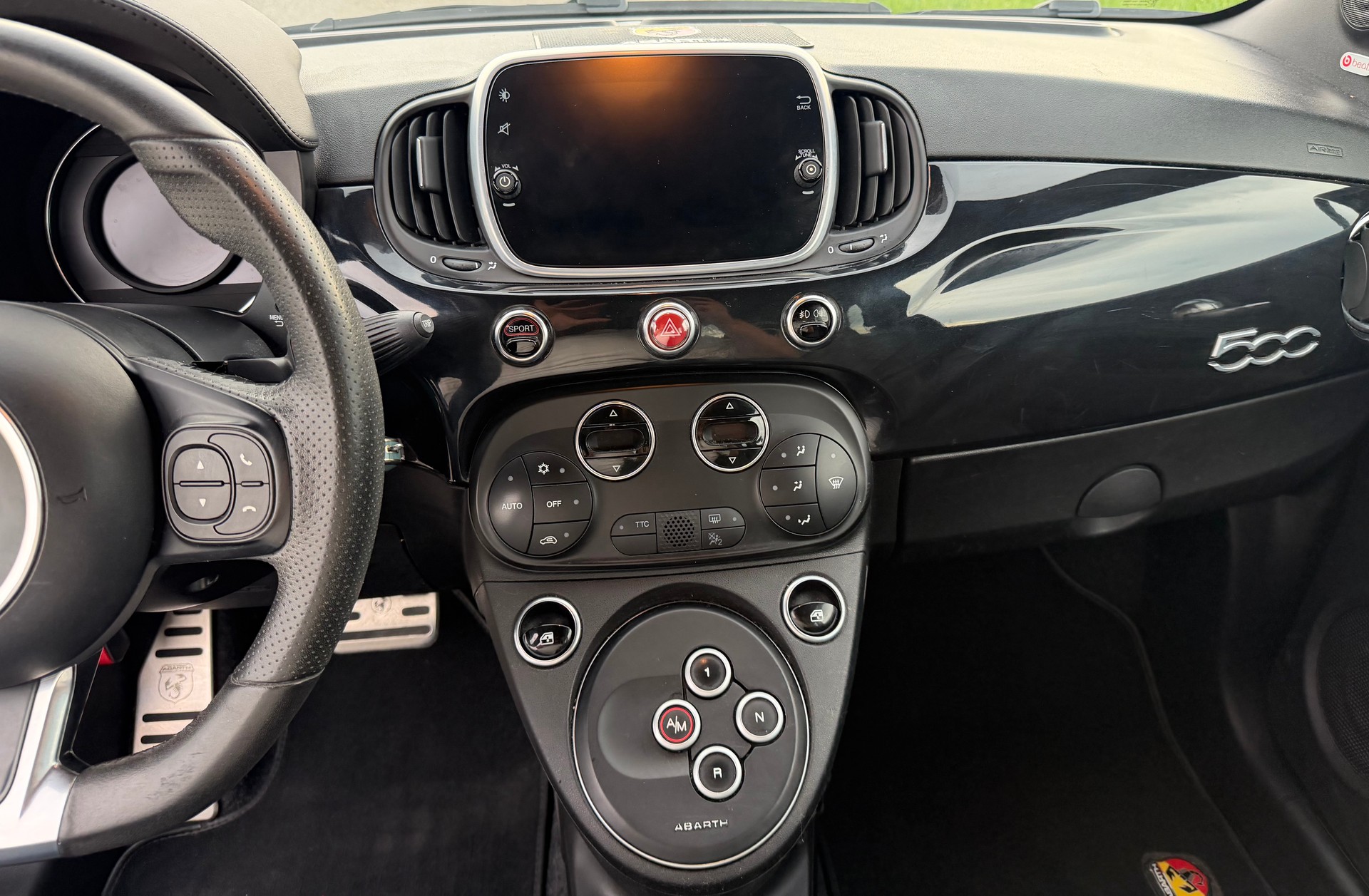 FIAT 595 1.4 16V Turbo Abarth Dualogic-image-13