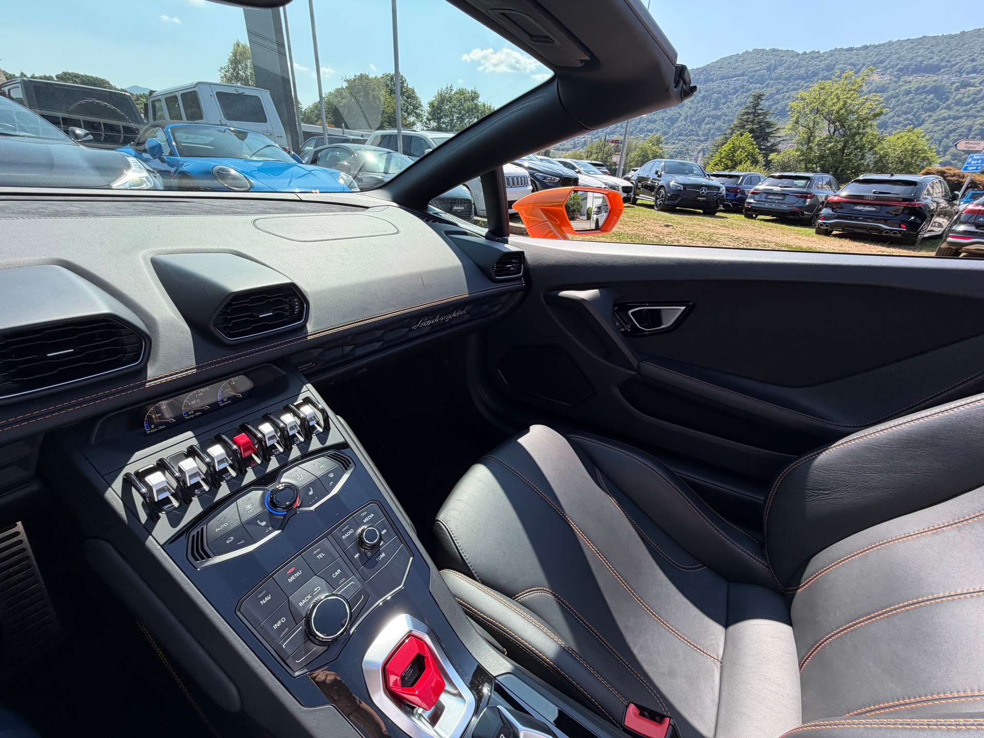 LAMBORGHINI Huracan LP610-4 Spyder DCT-image-17