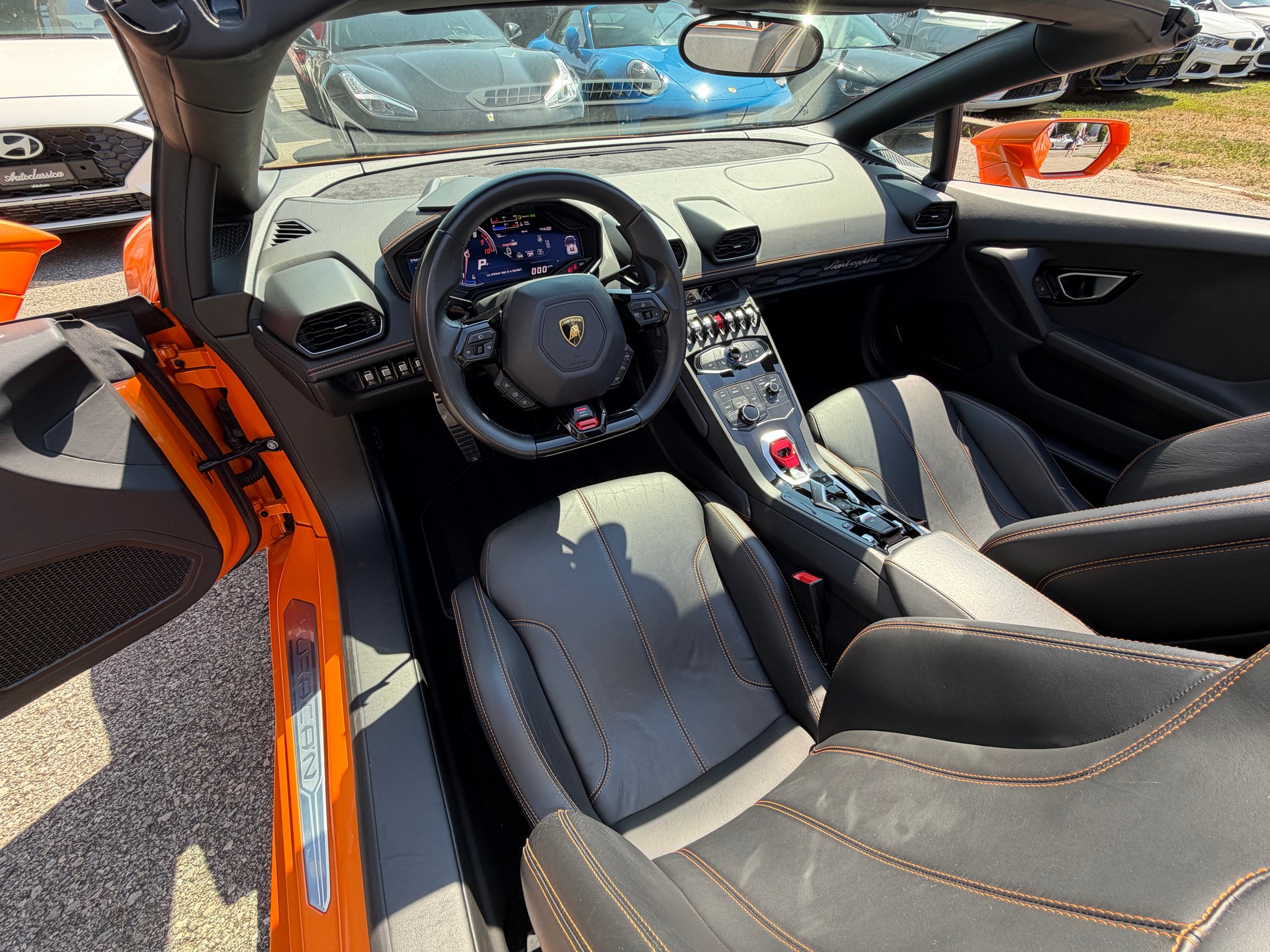 LAMBORGHINI Huracan LP610-4 Spyder DCT-image-11
