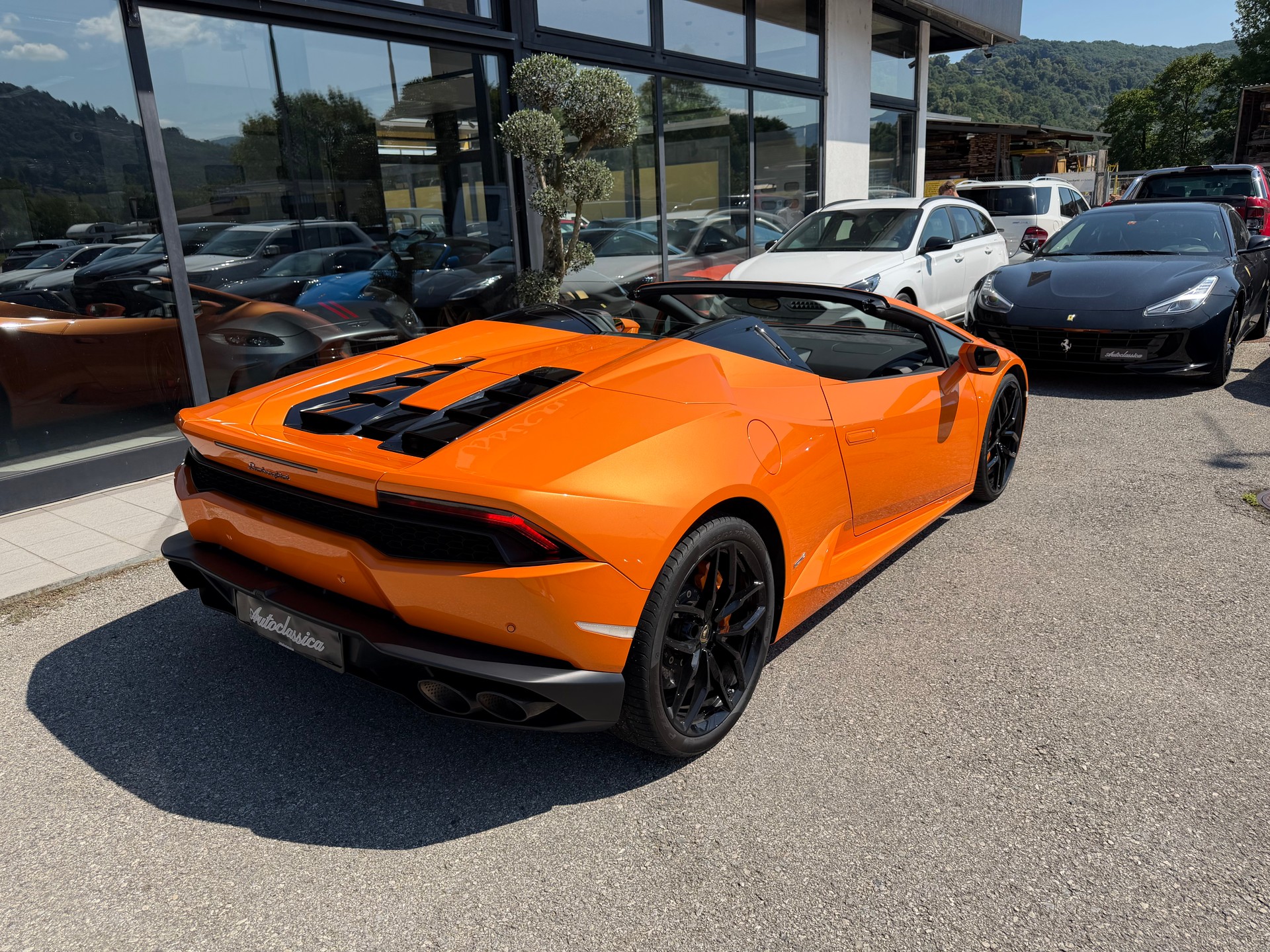 LAMBORGHINI Huracan LP610-4 Spyder DCT-image-9