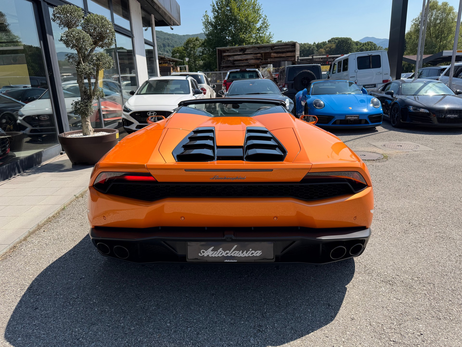 LAMBORGHINI Huracan LP610-4 Spyder DCT-showroom-element-2