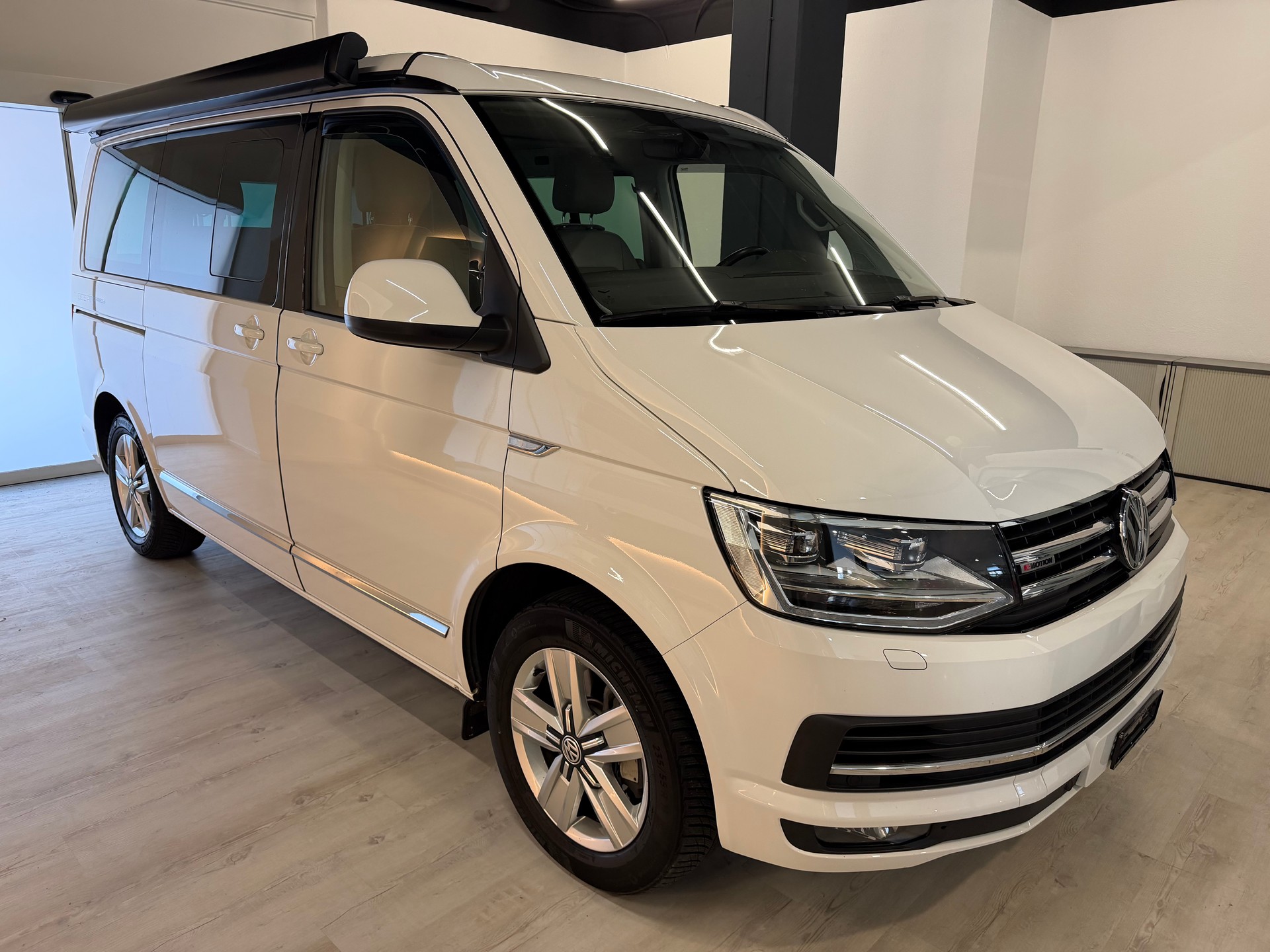 VW T6 California 2.0 TDI Ocean GREY 4Motion DSG-image-4