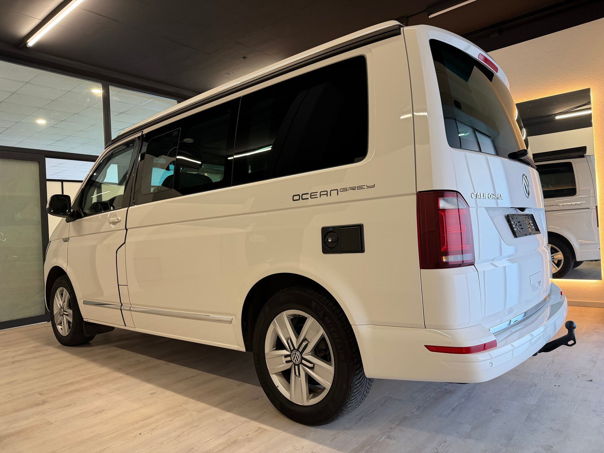 VW T6 California 2.0 TDI Ocean GREY 4Motion DSG-image-7