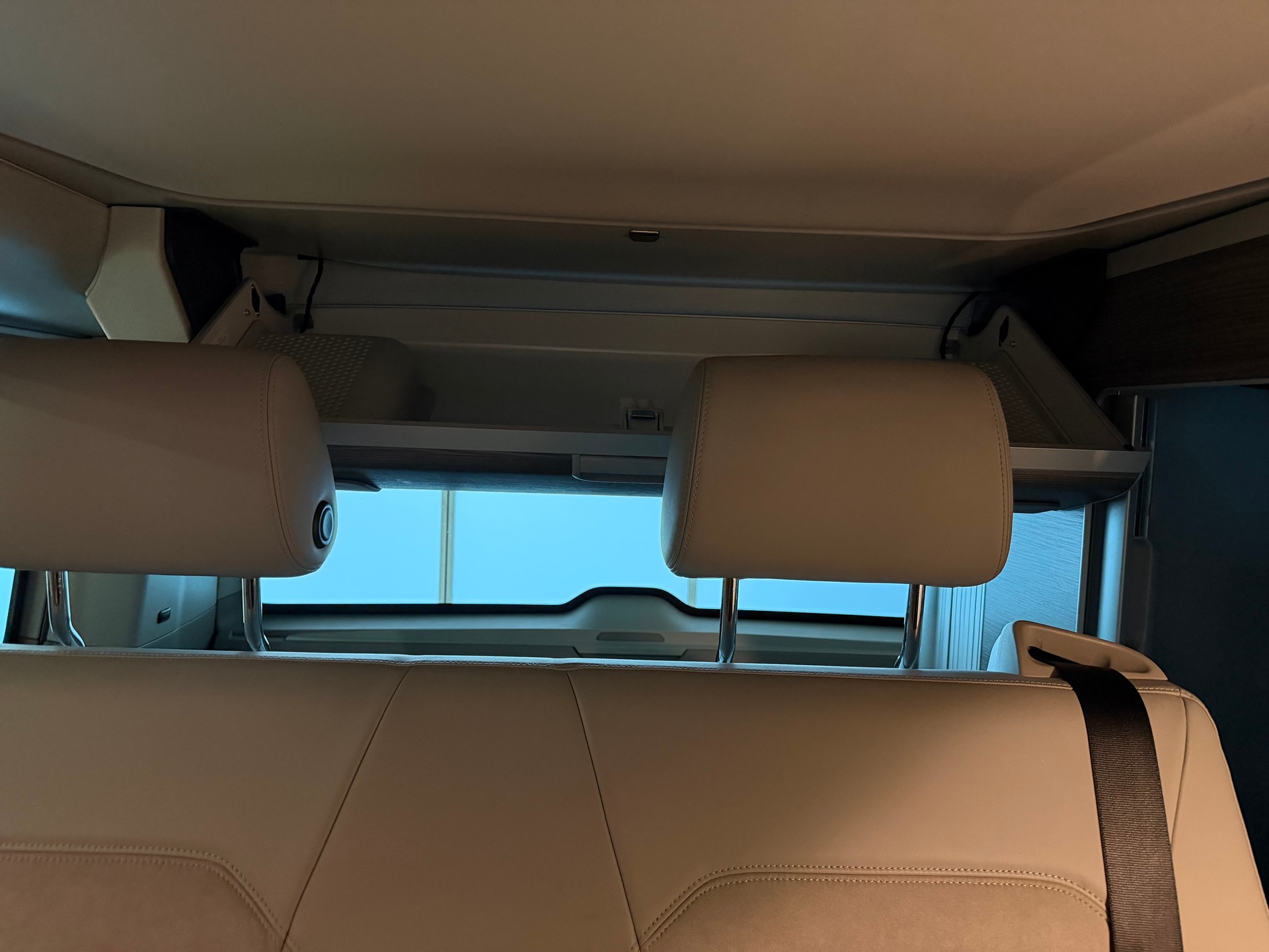 VW T6 California 2.0 TDI Ocean GREY 4Motion DSG-image-21