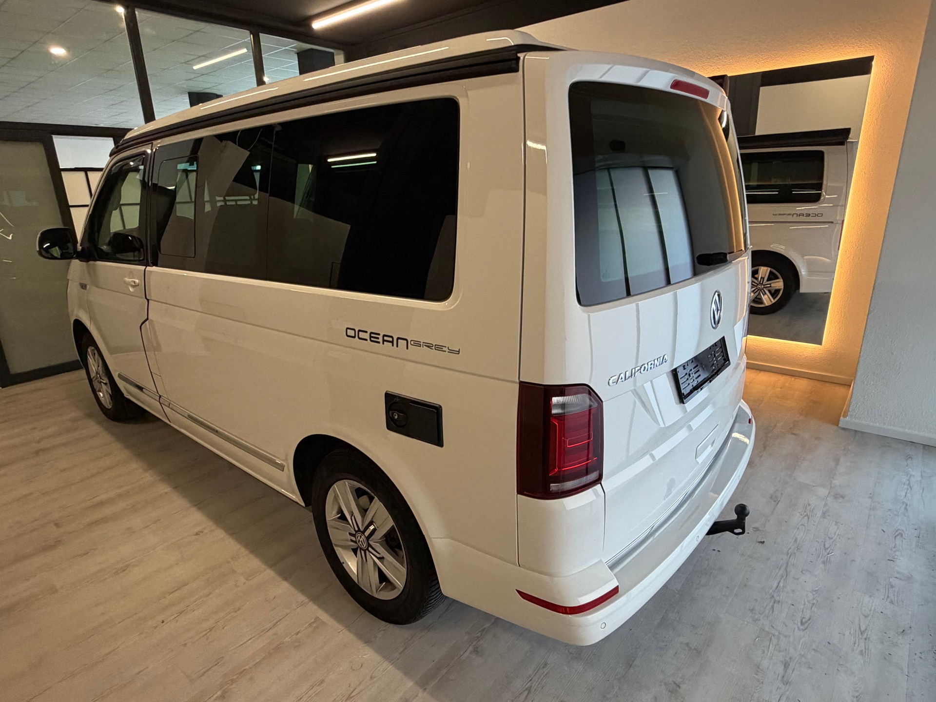 VW T6 California 2.0 TDI Ocean GREY 4Motion DSG-image-6