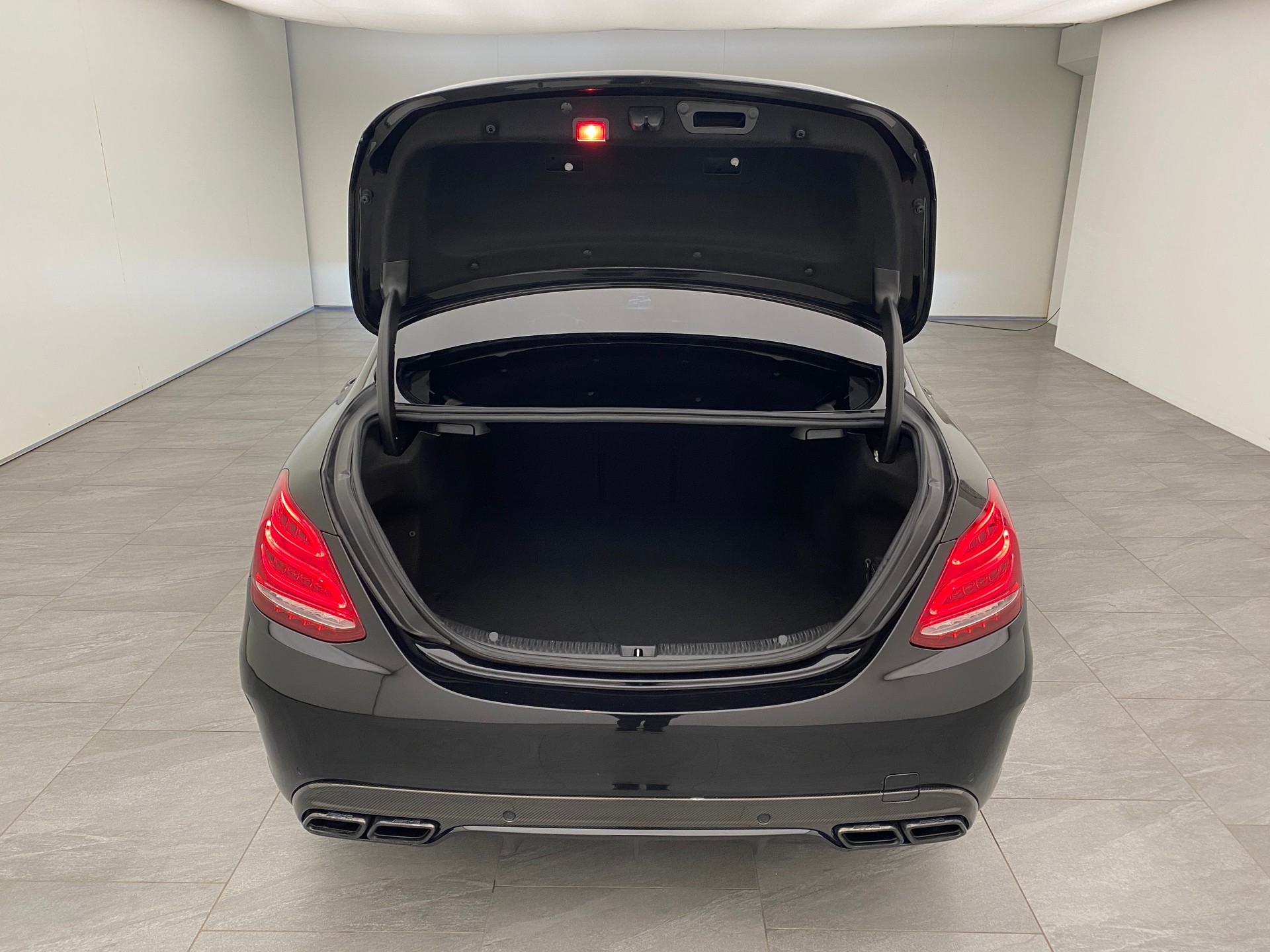 MERCEDES-BENZ C 63 S AMG Speedshift-image-15