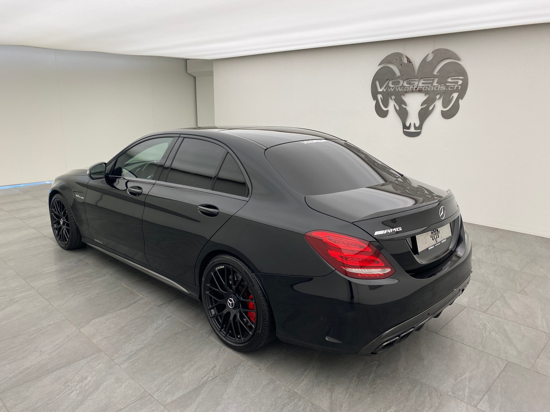 MERCEDES-BENZ C 63 S AMG Speedshift-image-5