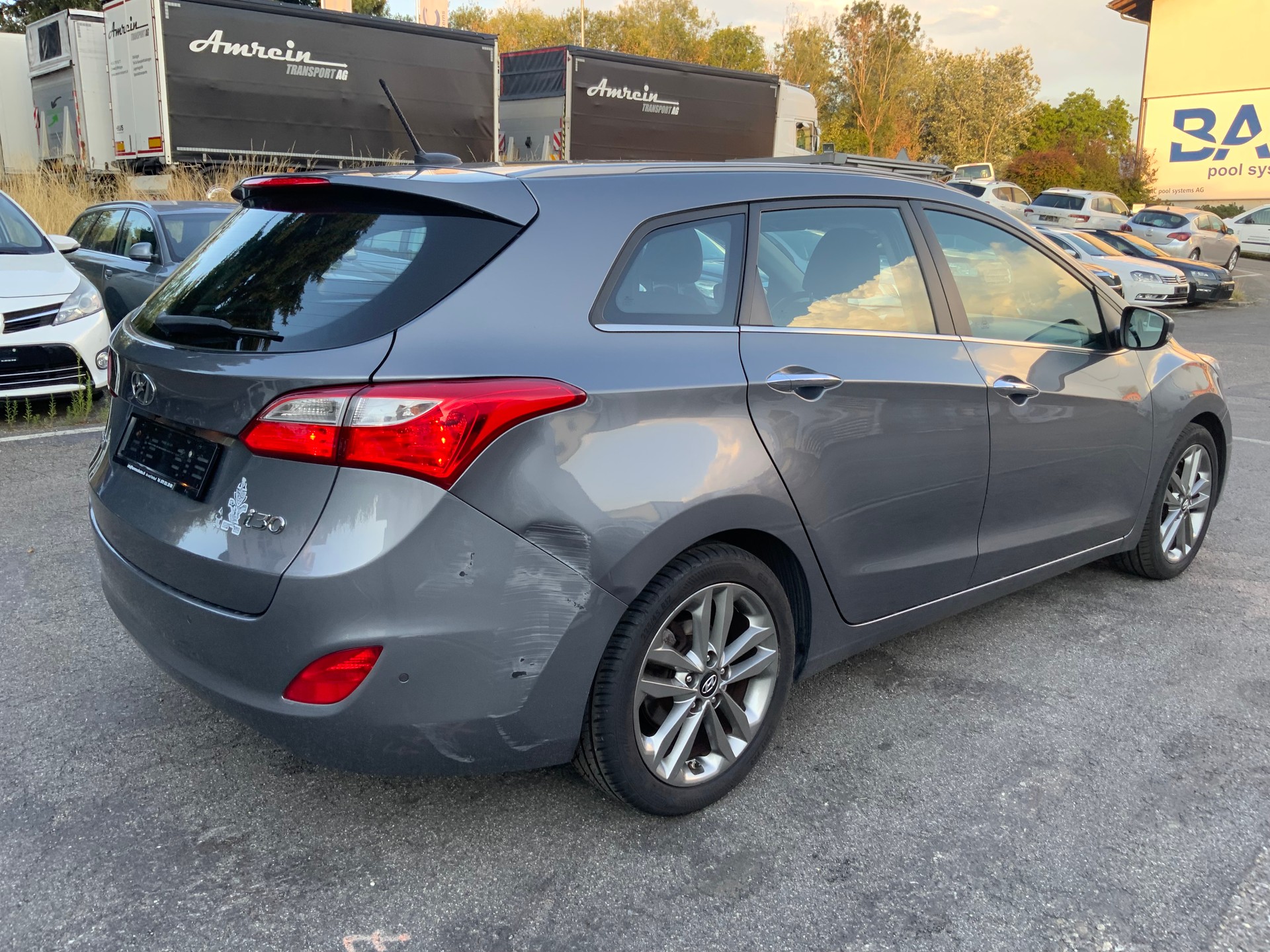 HYUNDAI Hyundai i30 CRDI-image-3