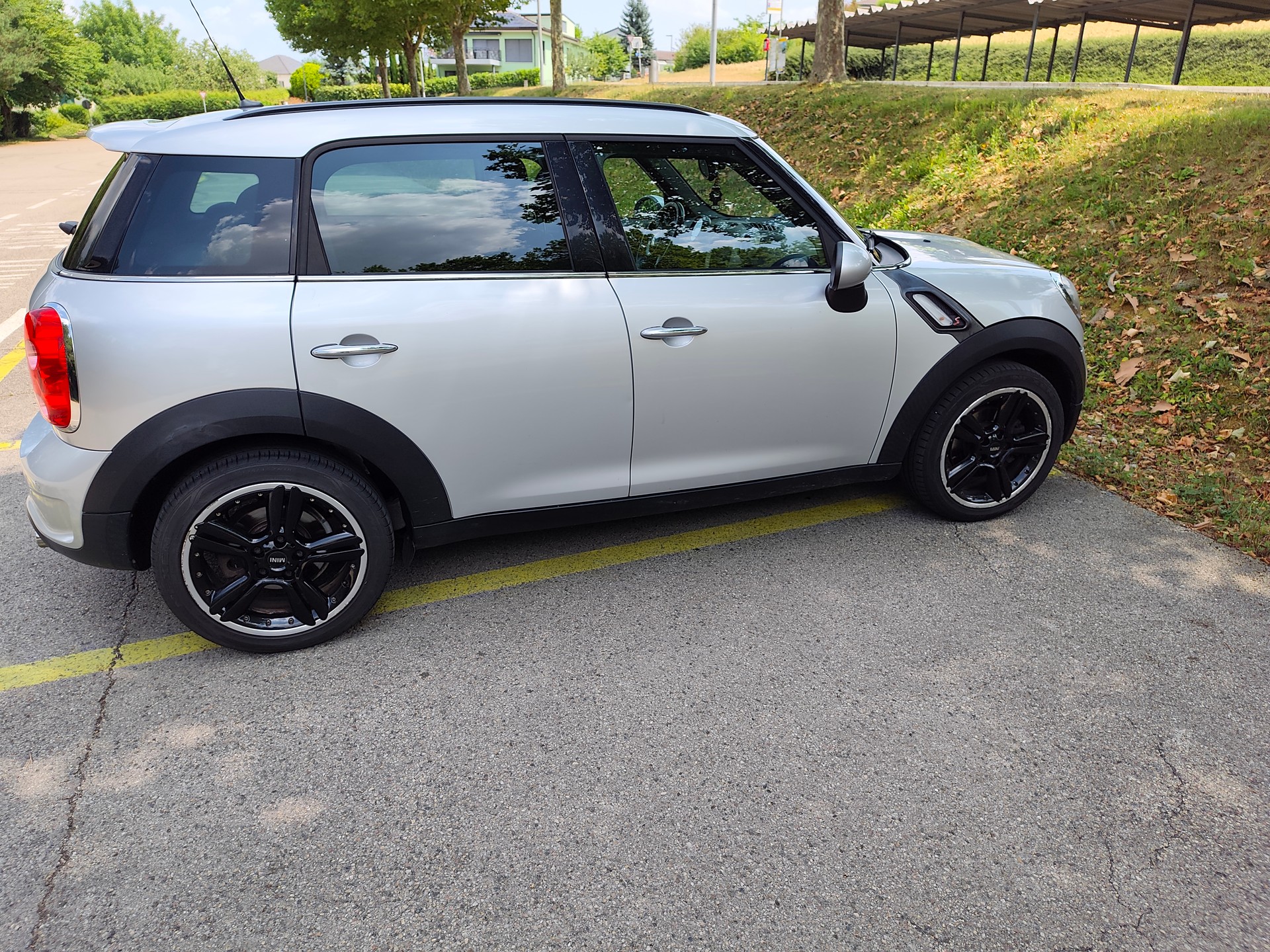 MINI 2.0 SD Cooper ALL4-image-1