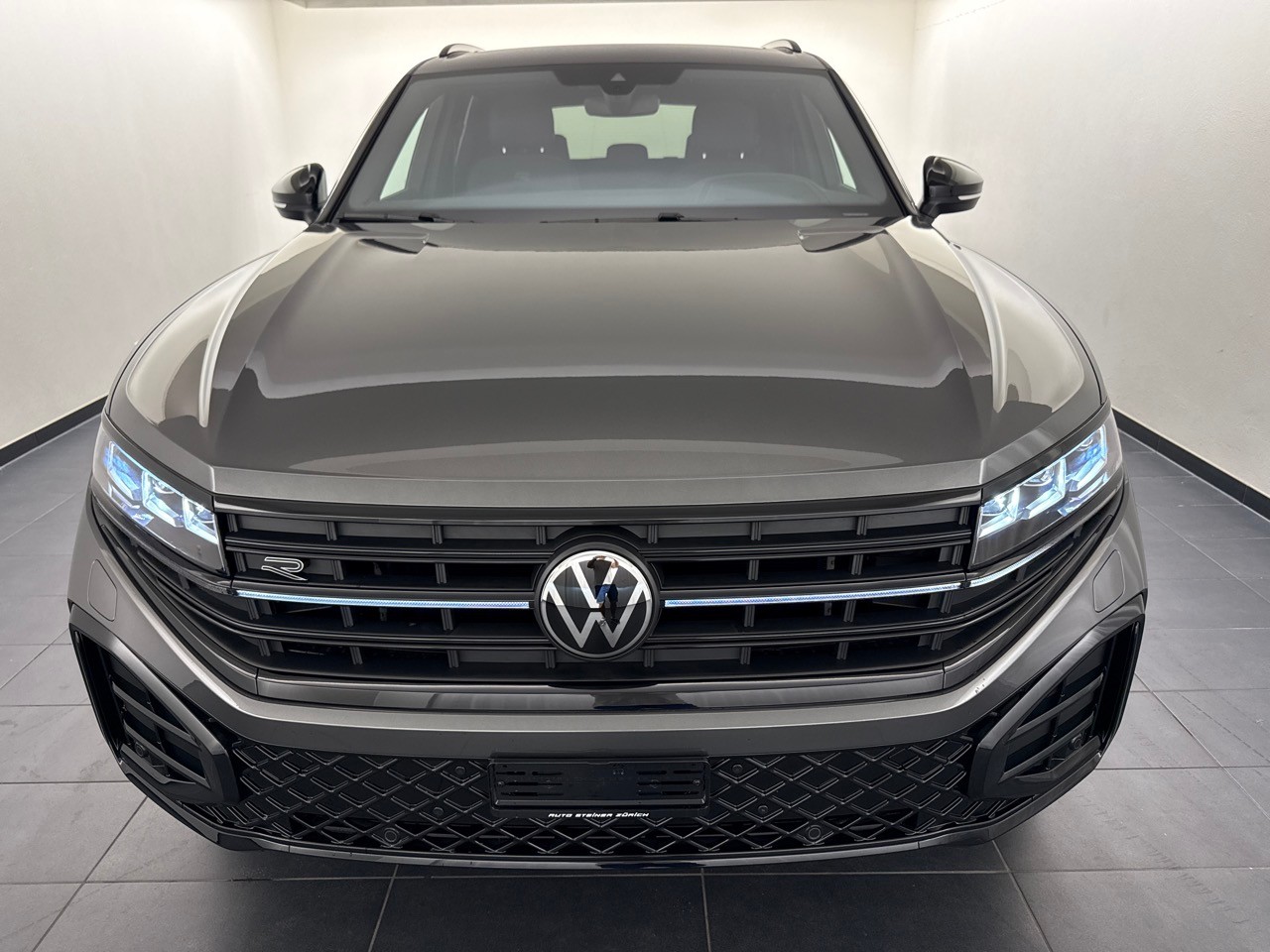 VW Touareg 3.0 TDI R-Line ''inkl. AHK & Standheizung''-image-15