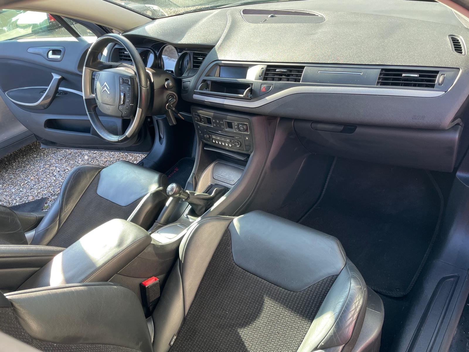 CITROEN C5 Berline 1.8i Essentiel (X)-image-9
