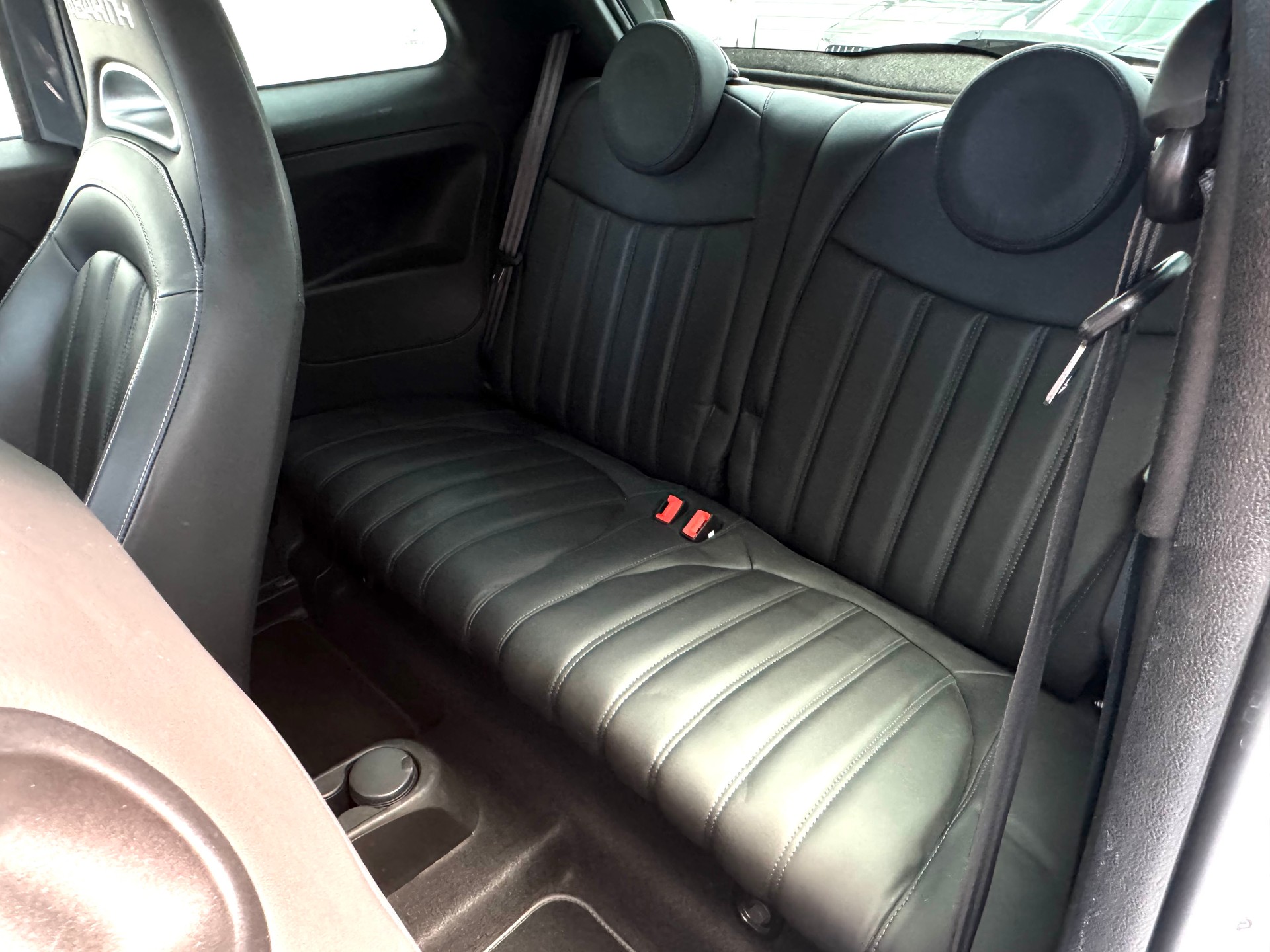 FIAT 595C 1.4 16V Turbo Abarth Turismo-image-21