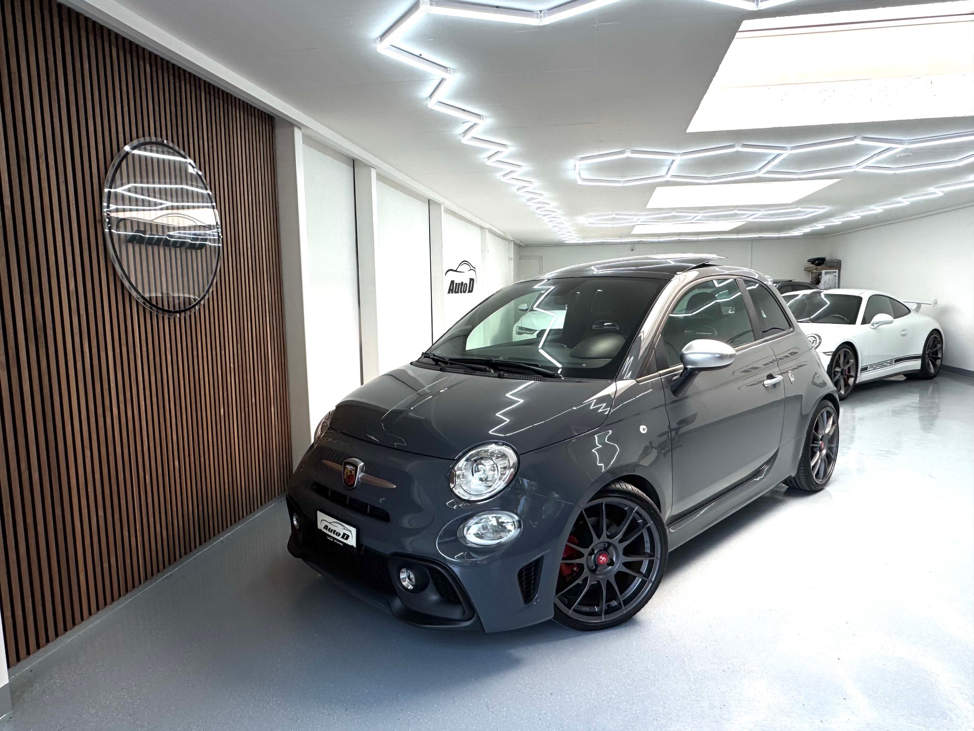 FIAT 595C 1.4 16V Turbo Abarth Turismo-image-0