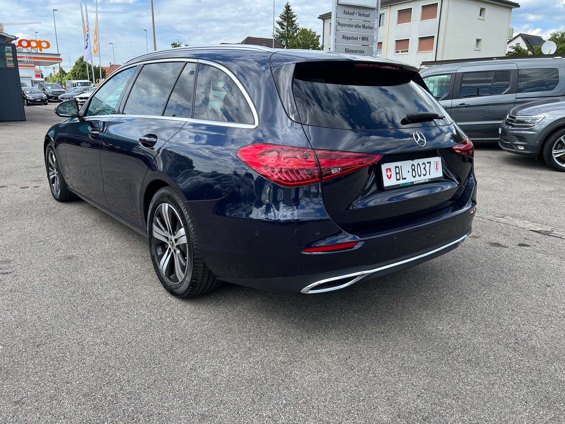 MERCEDES-BENZ C 220 d T 4Matic Swiss Star-image-1