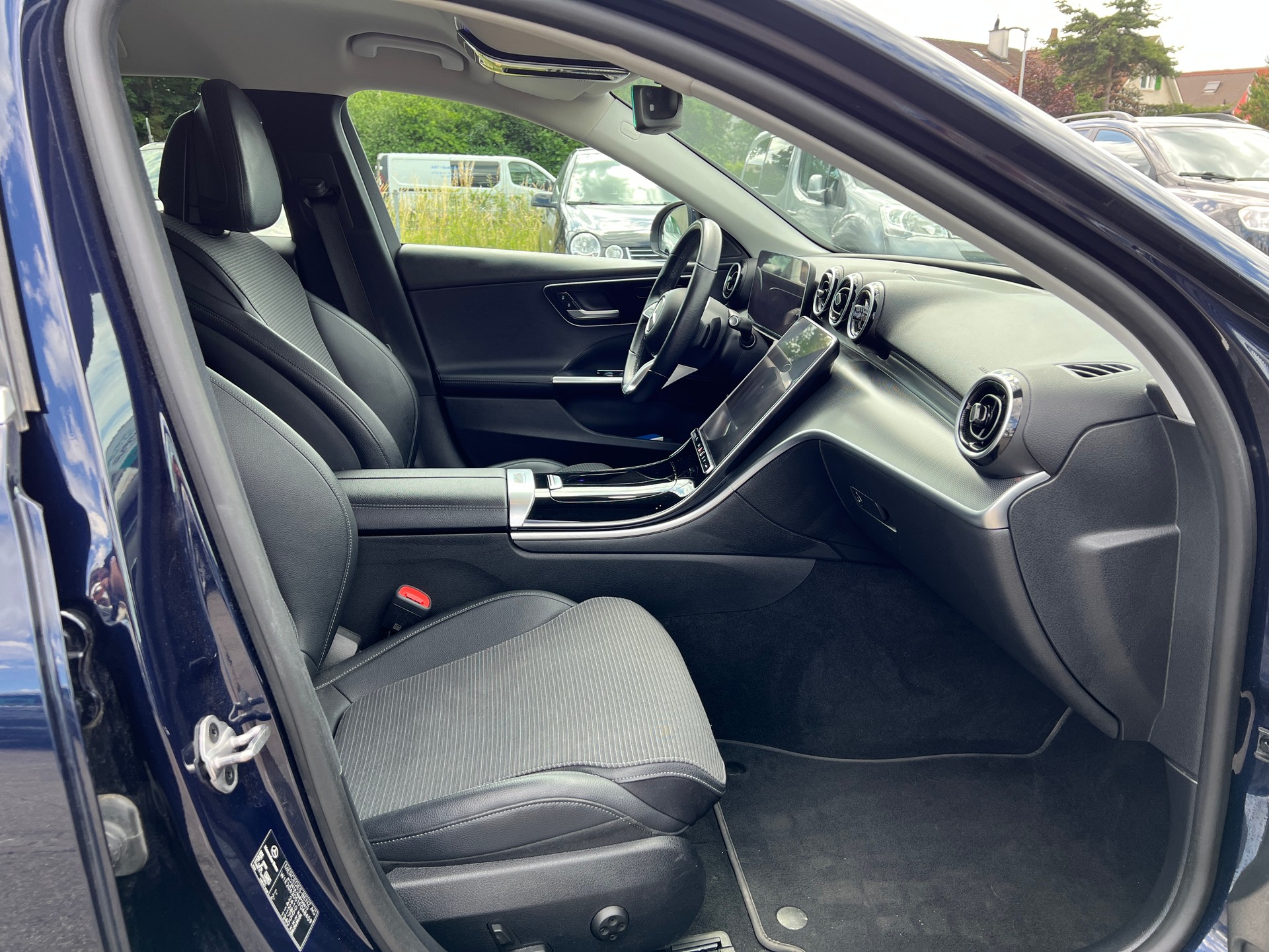 MERCEDES-BENZ C 220 d T 4Matic Swiss Star-image-9