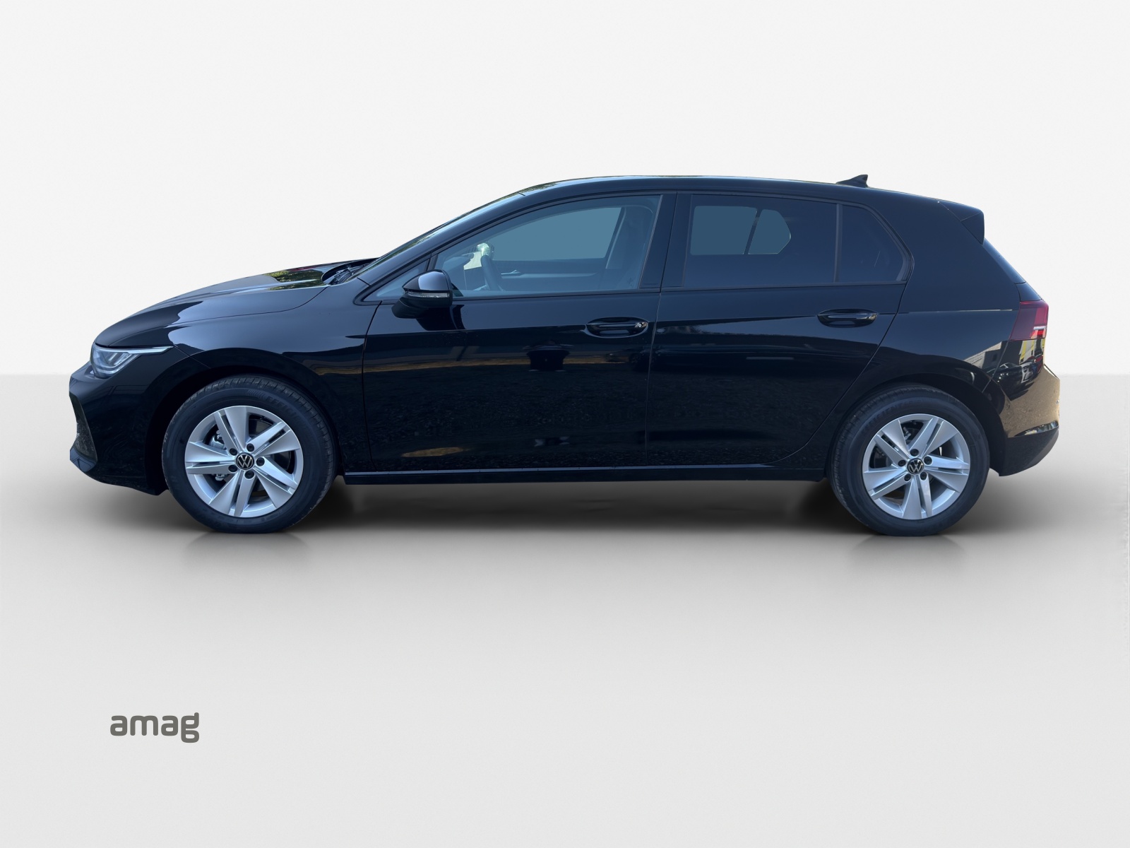 VW Golf 1.5 e TSI mHEV Value DSG-image-1