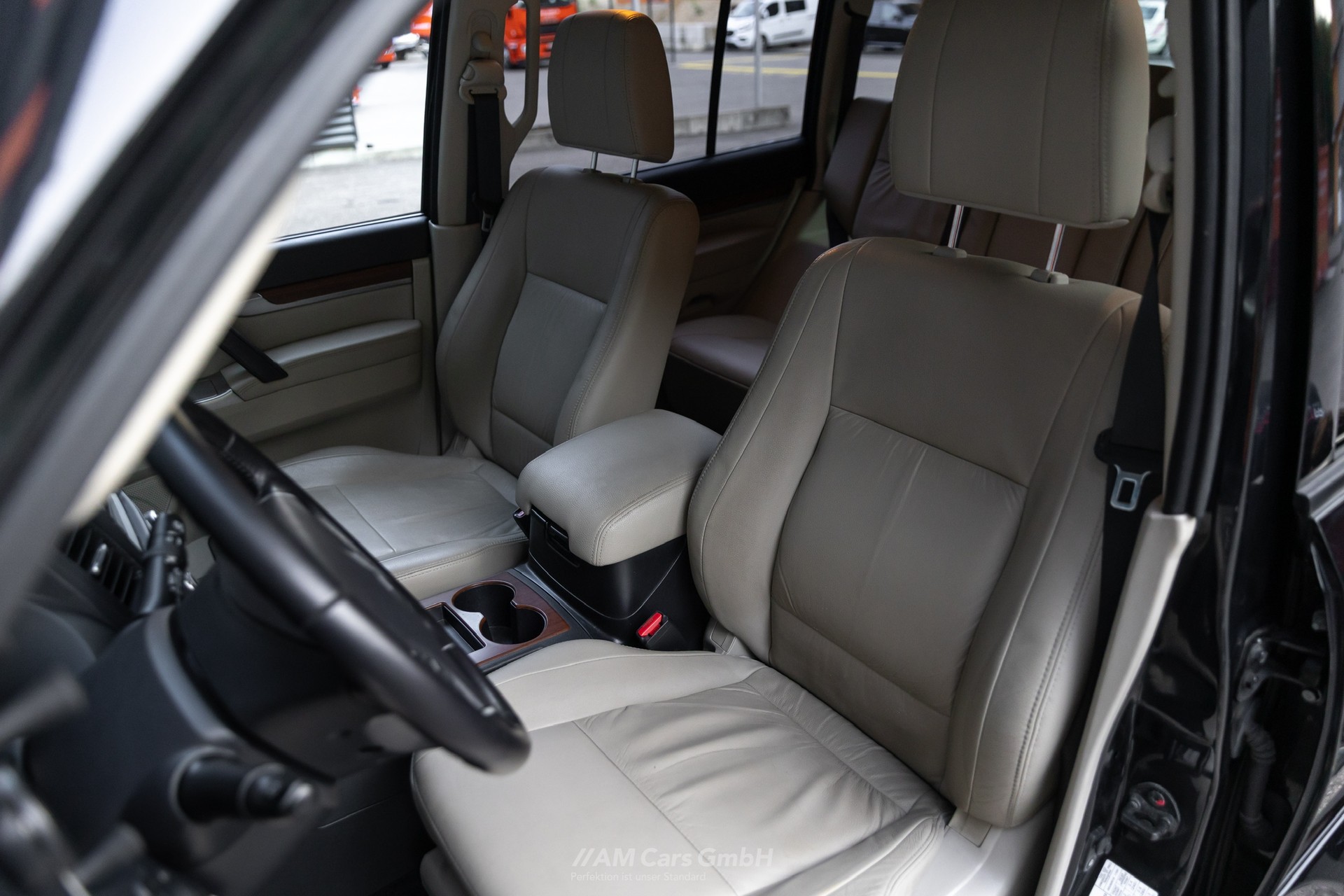 MITSUBISHI Pajero 3.2 DI-D-image-10