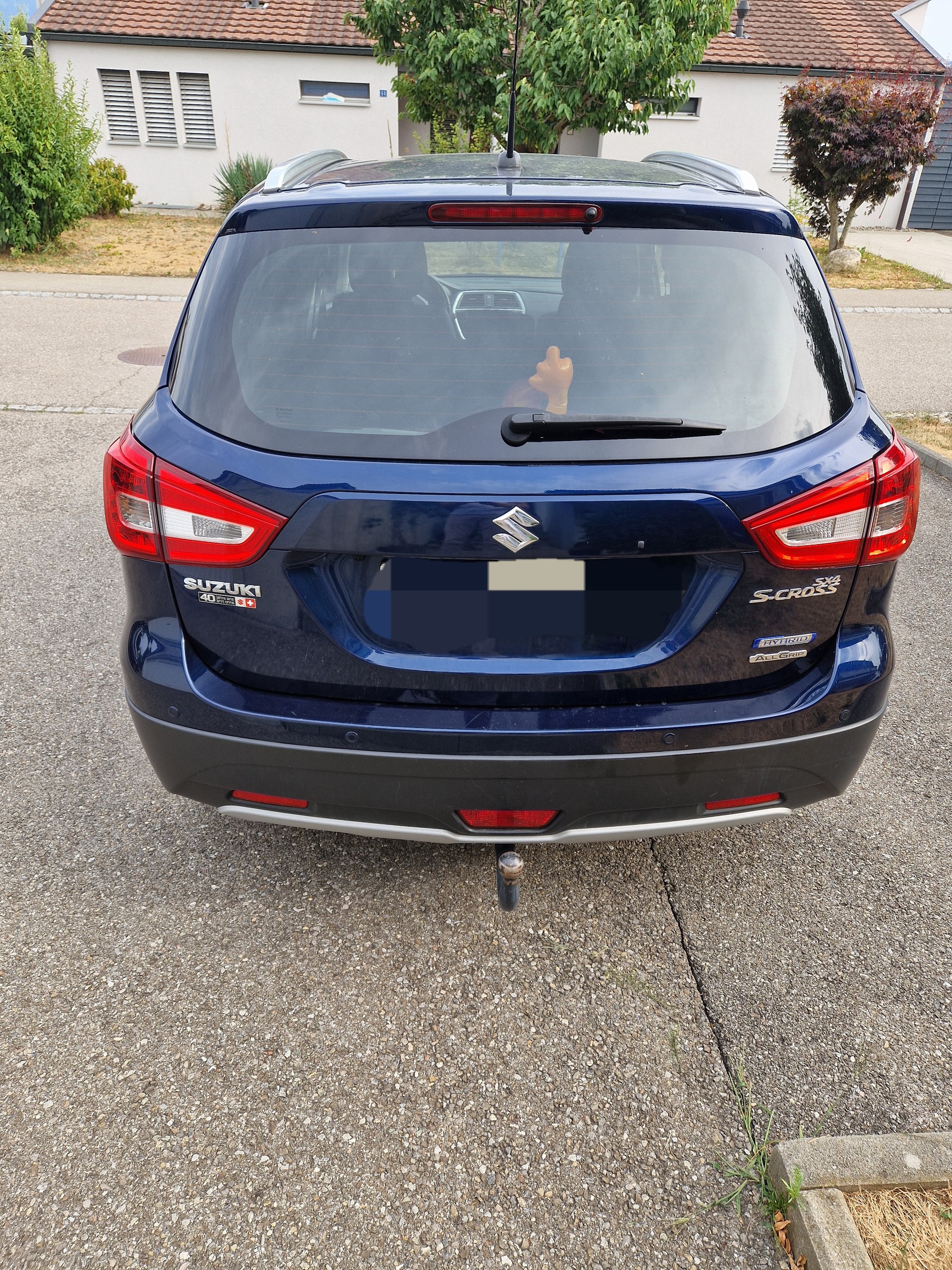 SUZUKI 1.4 T Generation Top Hybrid 4x4-image-2