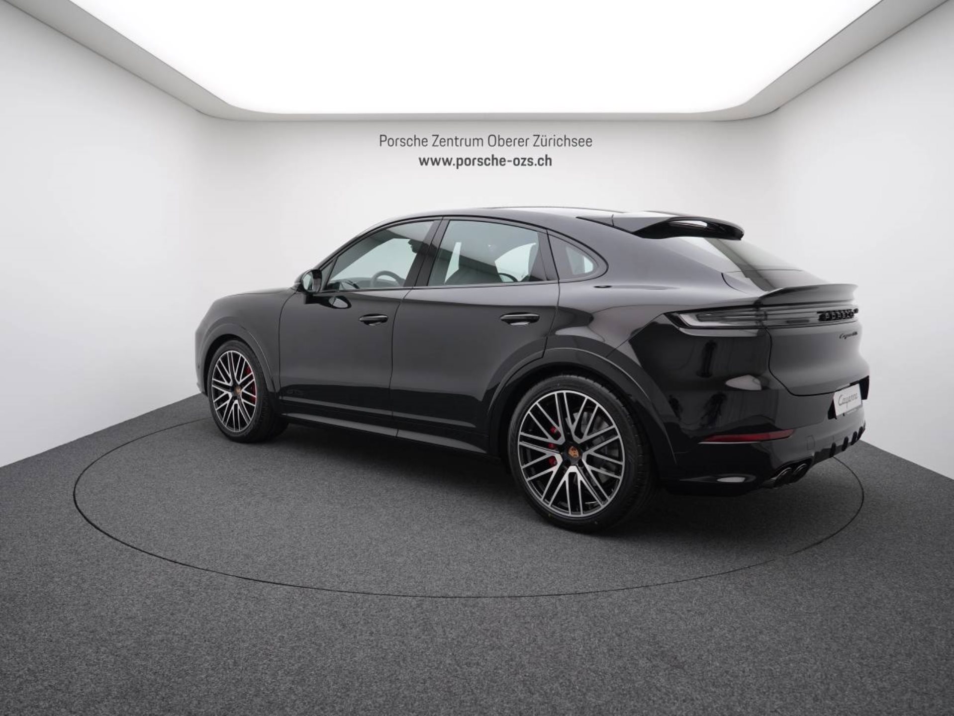 PORSCHE Cayenne GTS Coupé-image-2