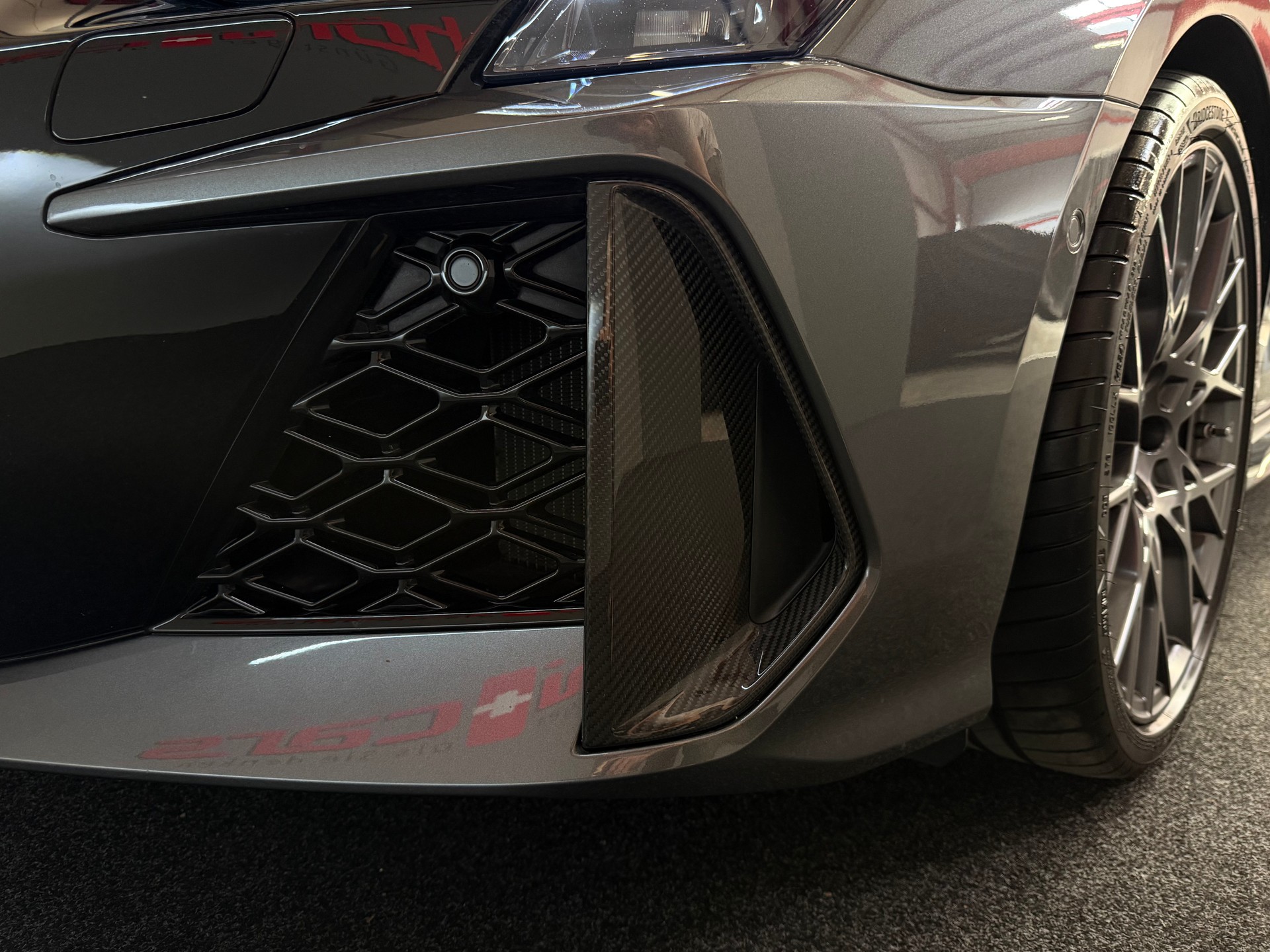 AUDI RS3 Limousine 2.5 TSI quattro S-tronic Carbon-image-2