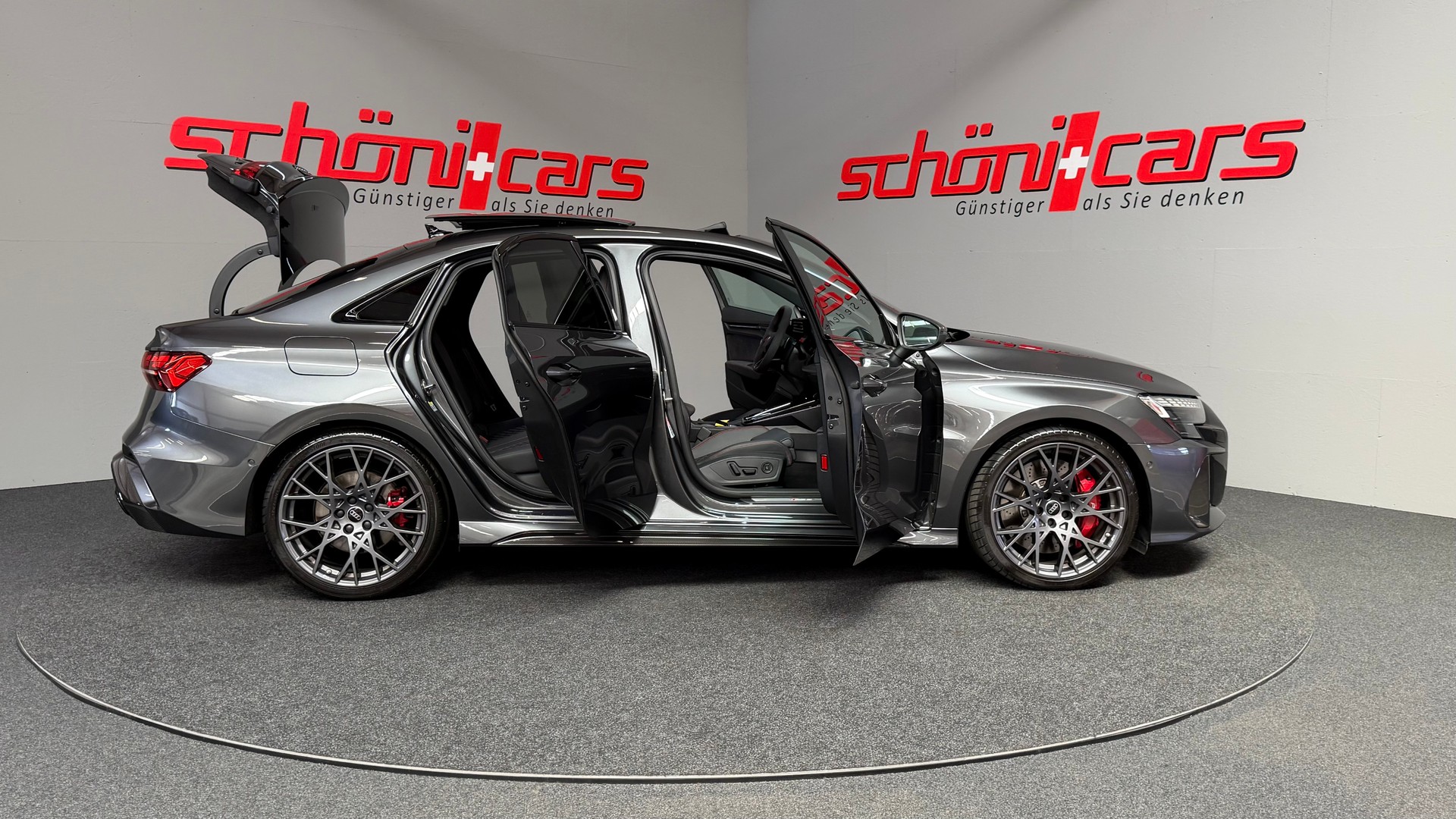 AUDI RS3 Limousine 2.5 TSI quattro S-tronic Carbon-image-9