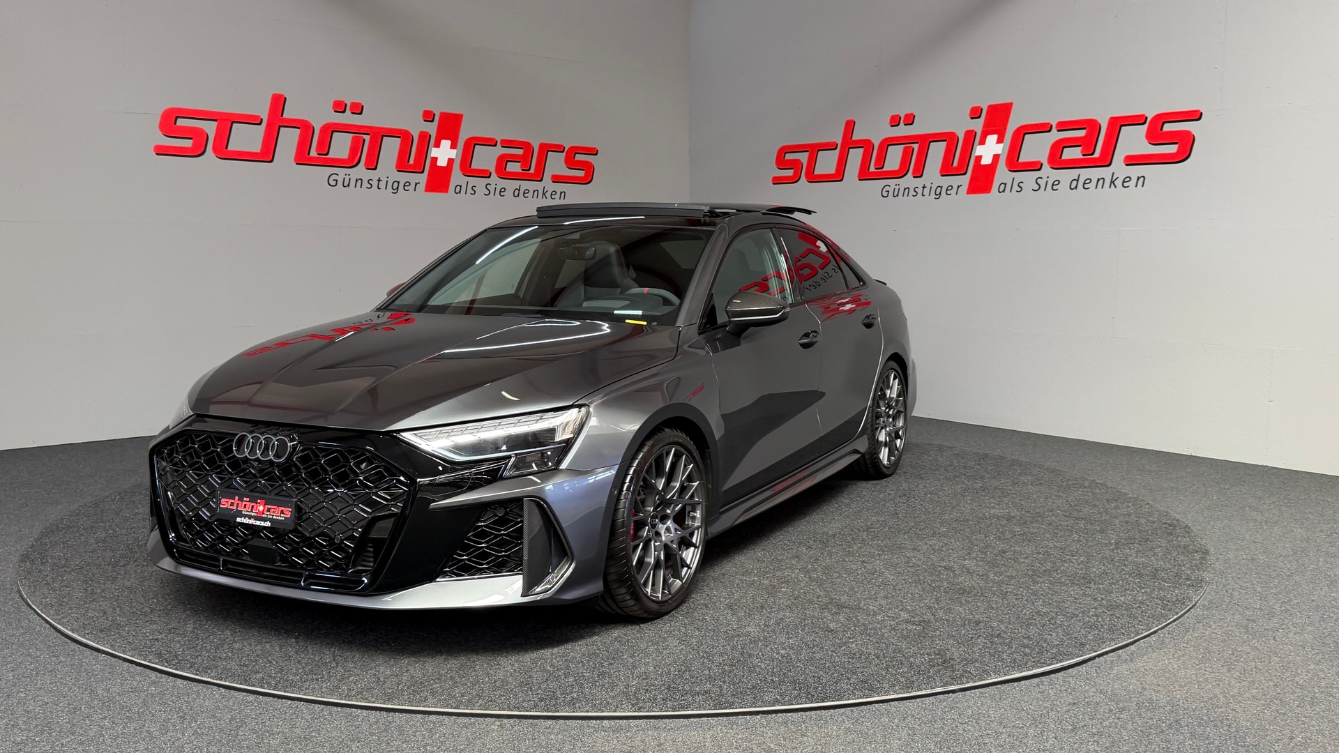 AUDI RS3 Limousine 2.5 TSI quattro S-tronic Carbon-image-0