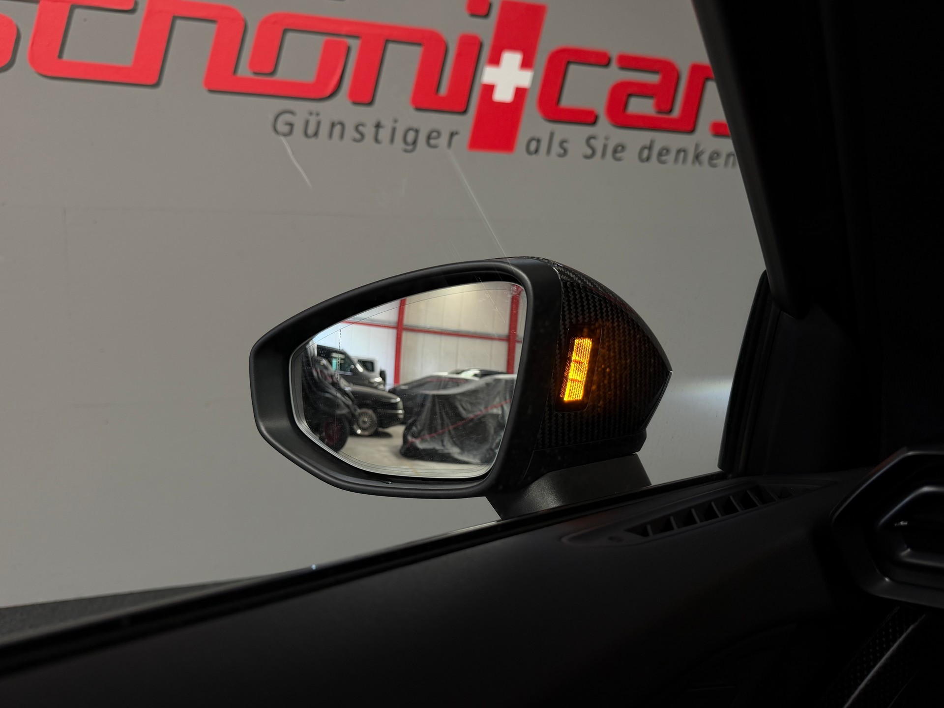 AUDI RS3 Limousine 2.5 TSI quattro S-tronic Carbon-image-36