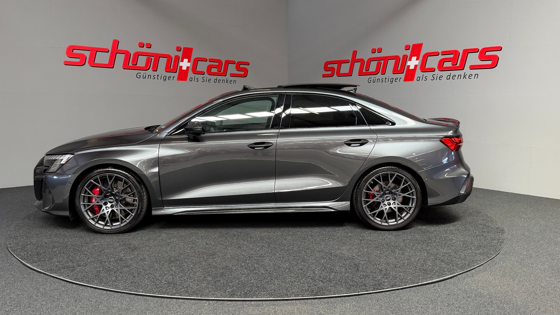 AUDI RS3 Limousine 2.5 TSI quattro S-tronic Carbon-image-4