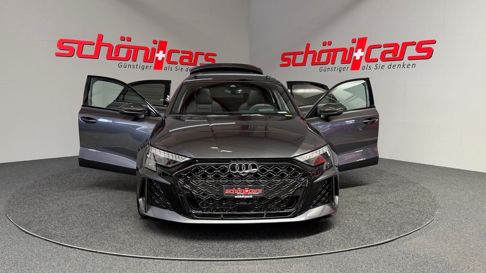 AUDI RS3 Limousine 2.5 TSI quattro S-tronic Carbon-image-11
