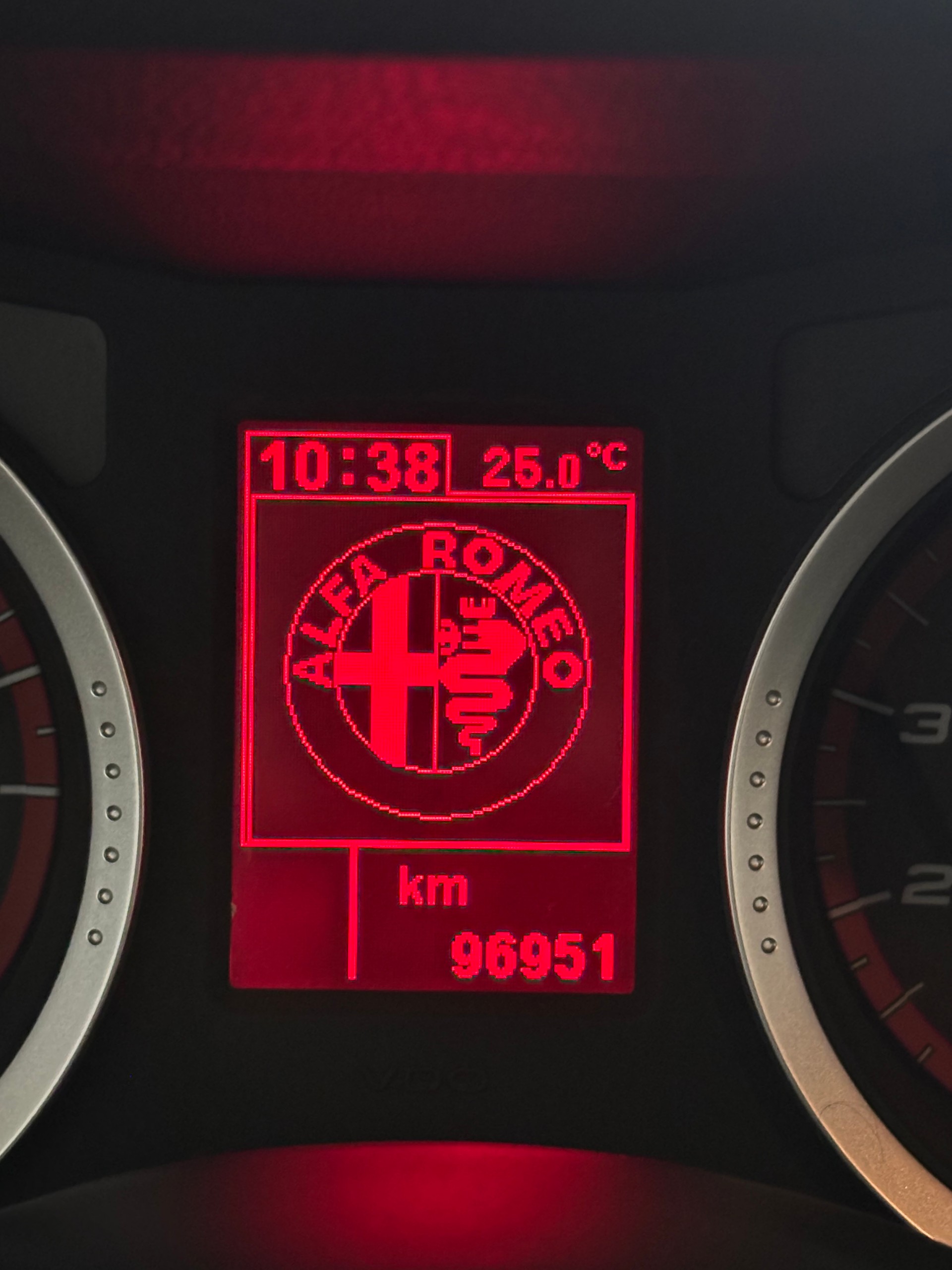 ALFA ROMEO 1.8 TBi 16V-image-16