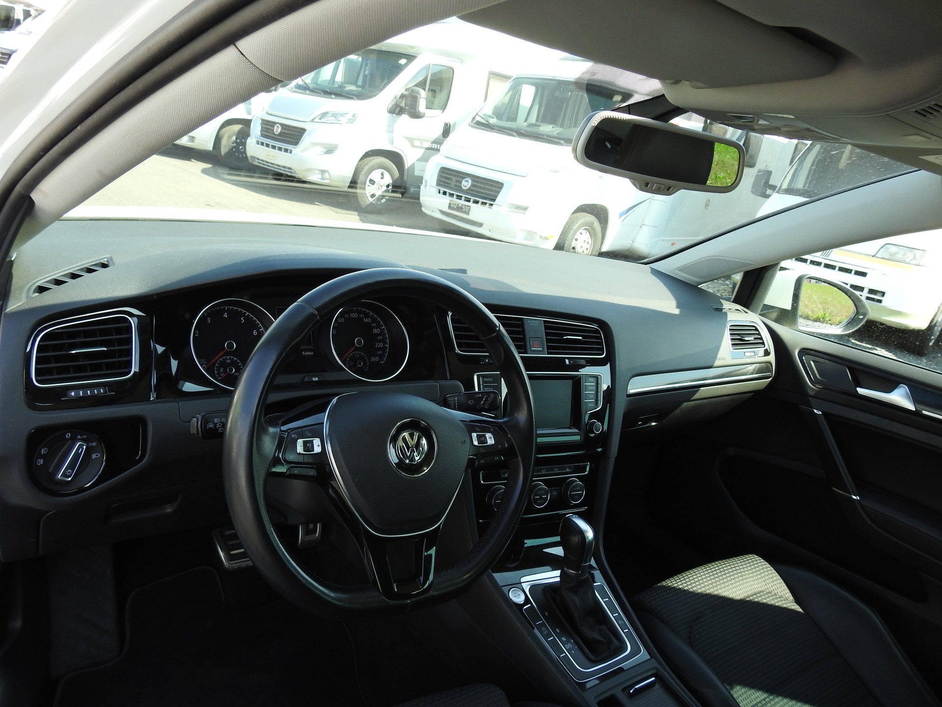 VW Golf 1.4 TSI Highline DSG-image-11