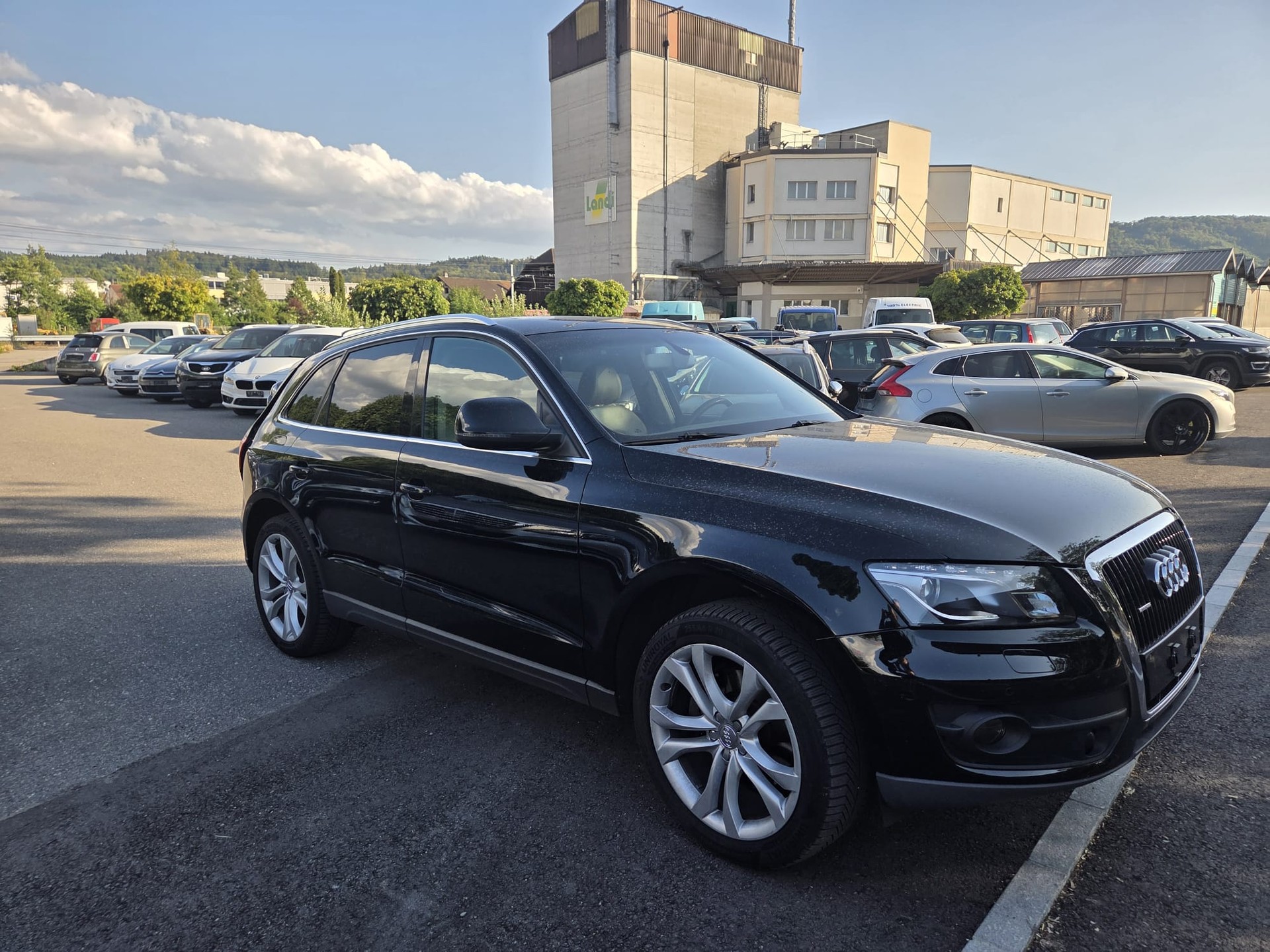 AUDI Q5 3.0 TDI quattro S-tronic-image-6