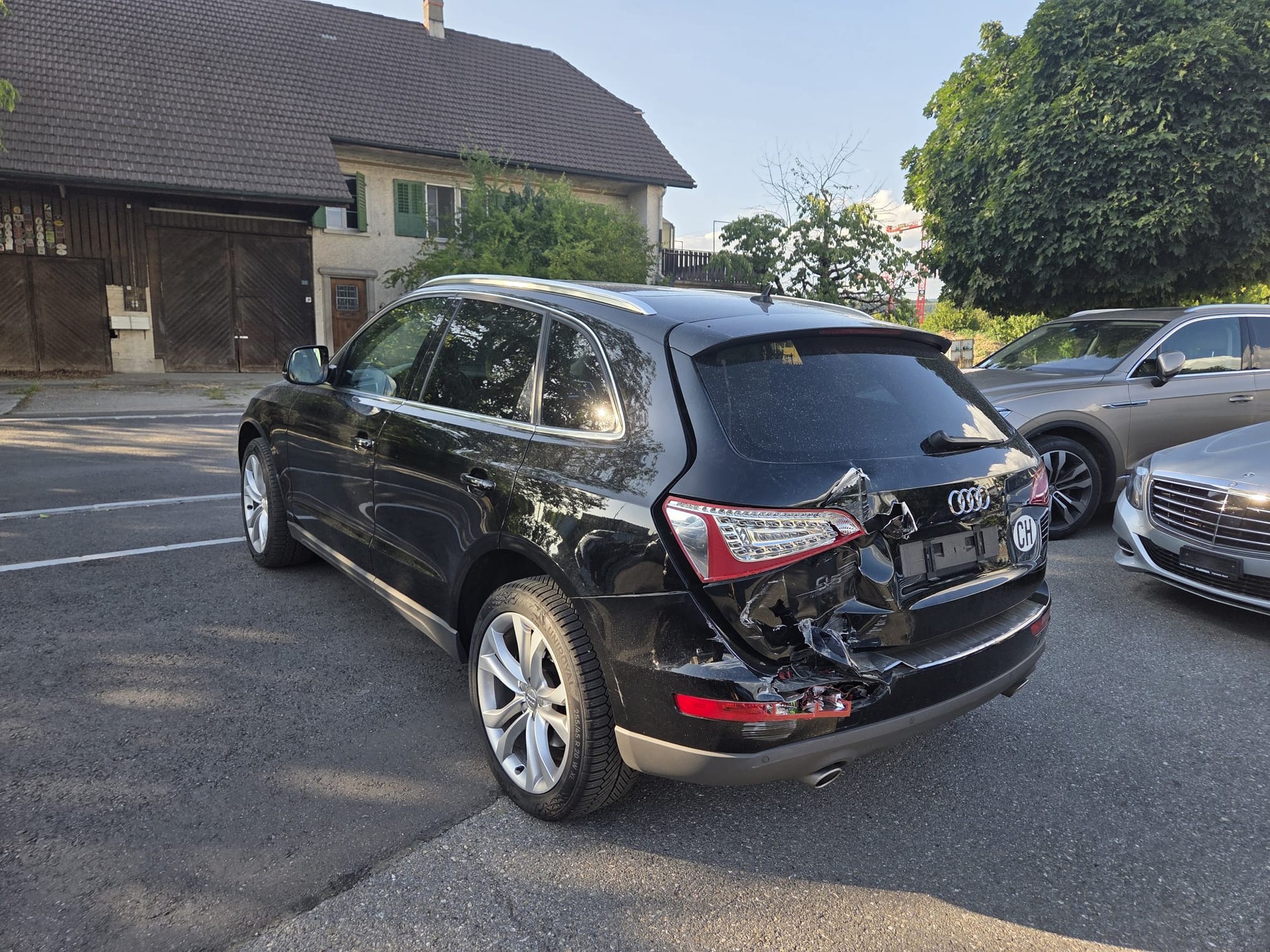 AUDI Q5 3.0 TDI quattro S-tronic-image-2