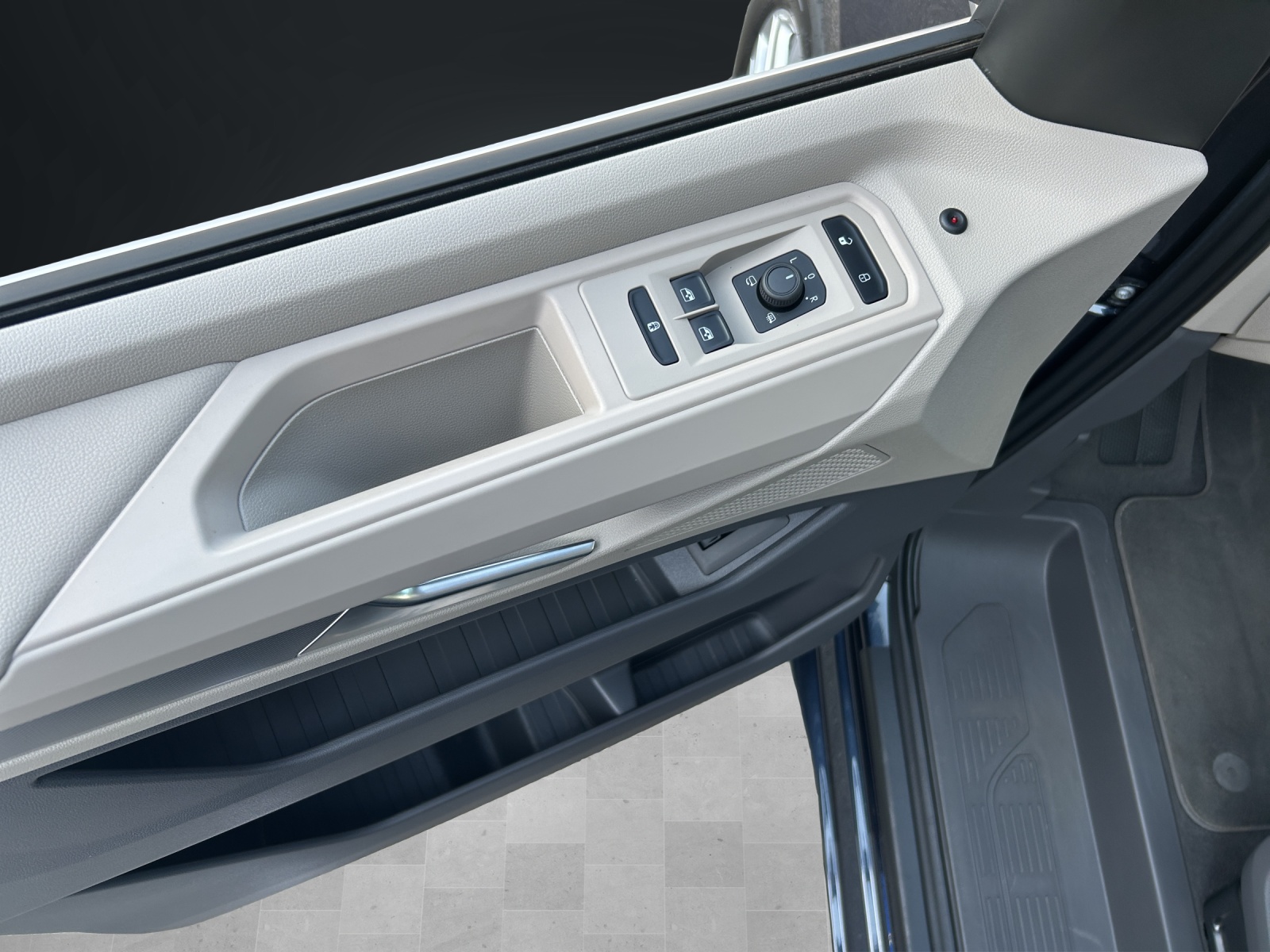 VW California eHybrid Beach 4Motion-image-17