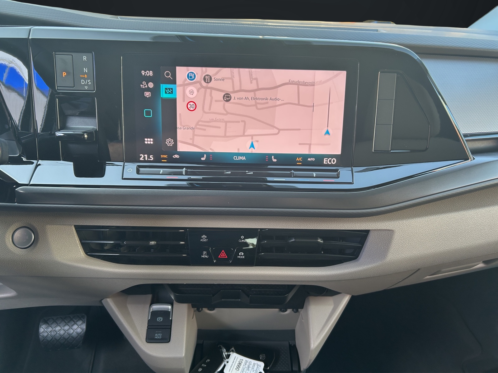 VW California eHybrid Beach 4Motion-image-13